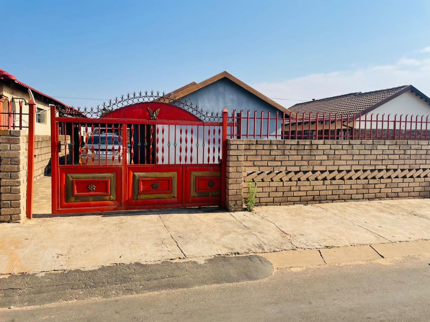 3 Bedroom House for sale in Ekangala P24113620917