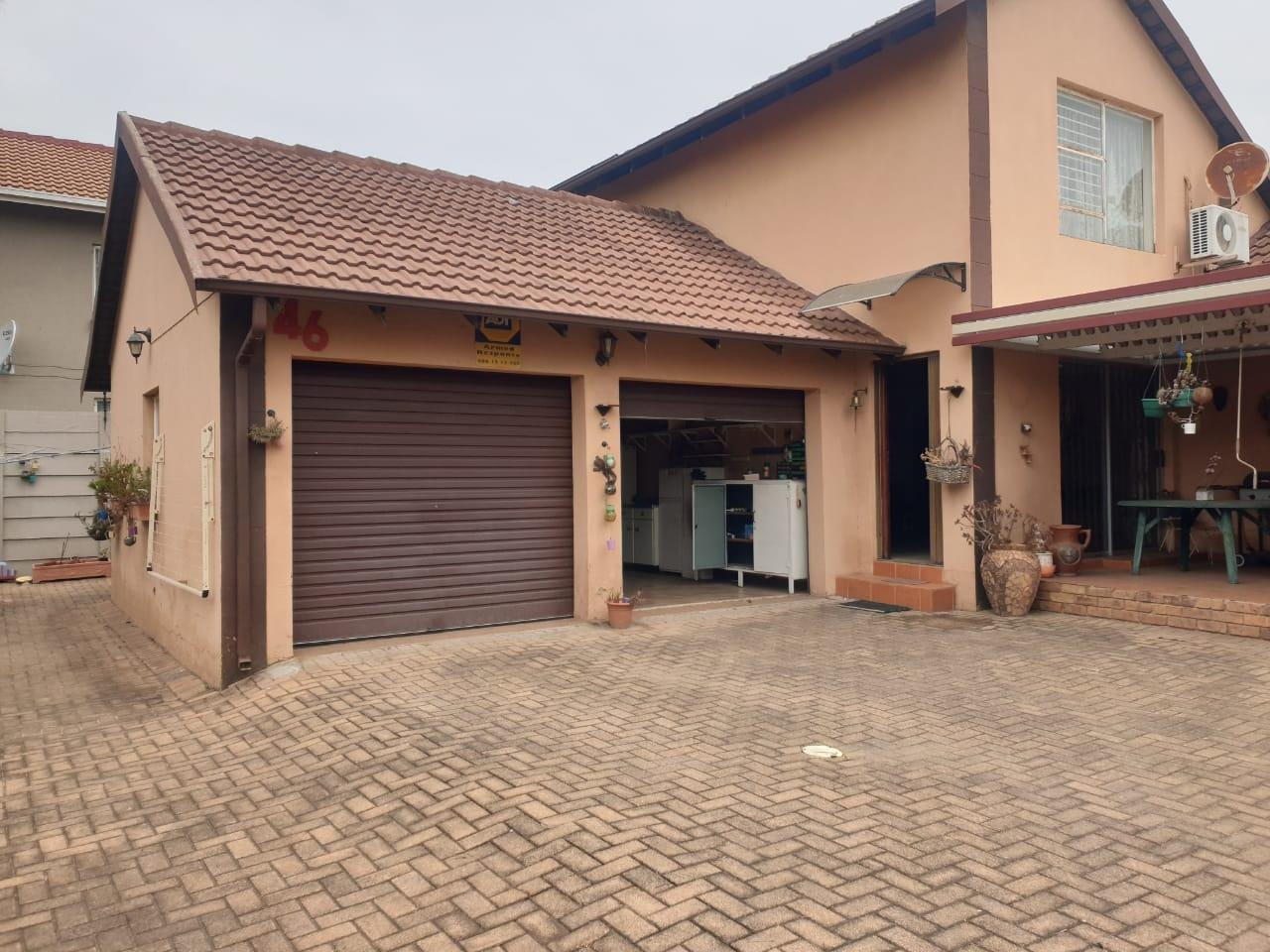 Eden Glen, Edenvale Property Townhouses for sale in Eden Glen