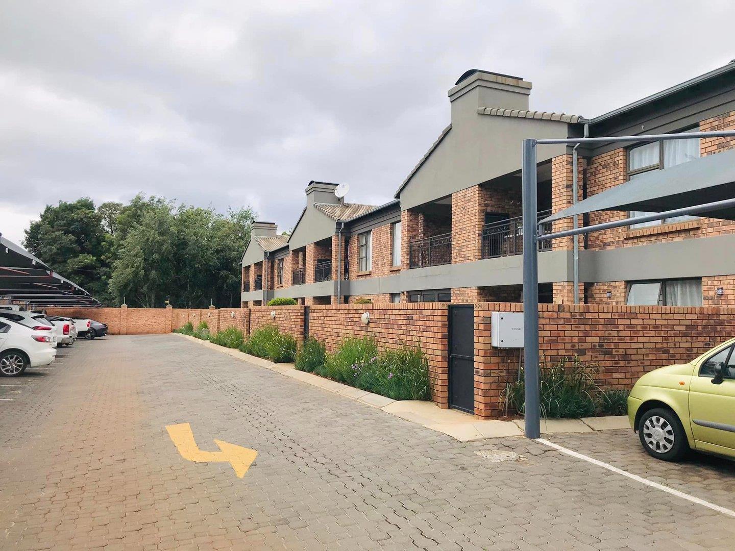 2 Bedroom Apartment / flat to rent in Ravenswood P24112548023