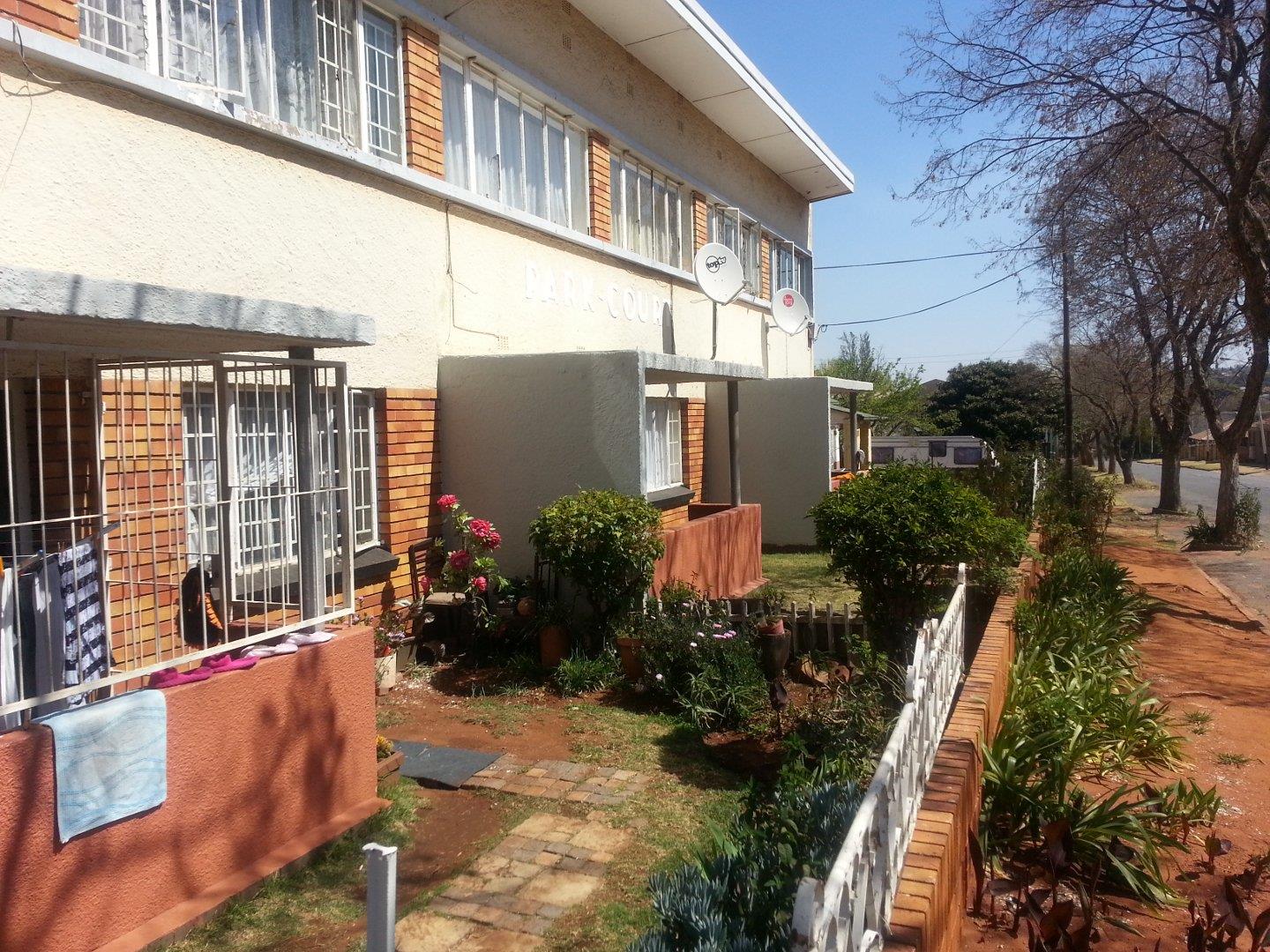 1 Bedroom Apartment / flat to rent in Florida Park Court, 12 Church