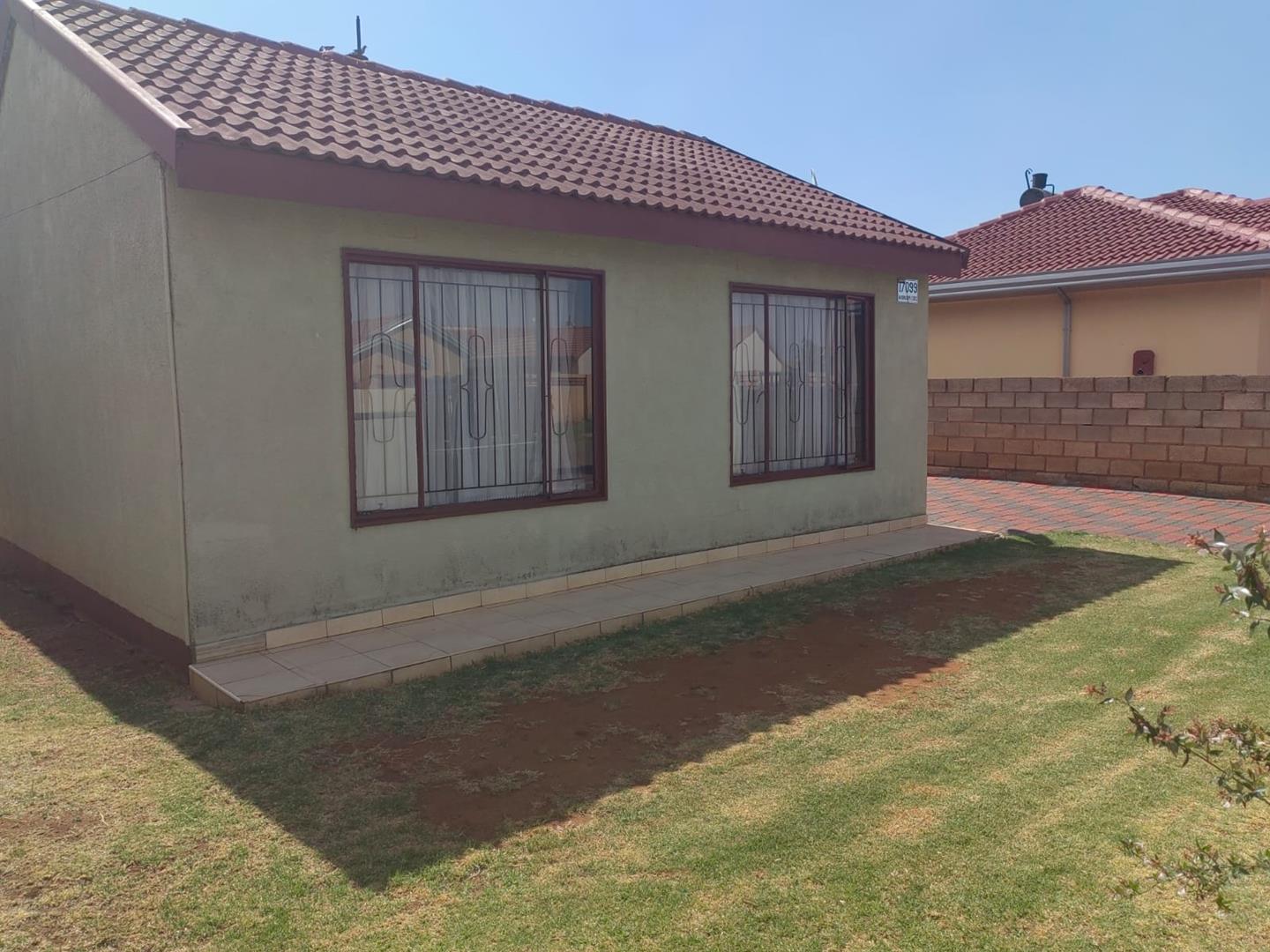 Vosloorus Ext 25 Property Property and houses to rent in Vosloorus