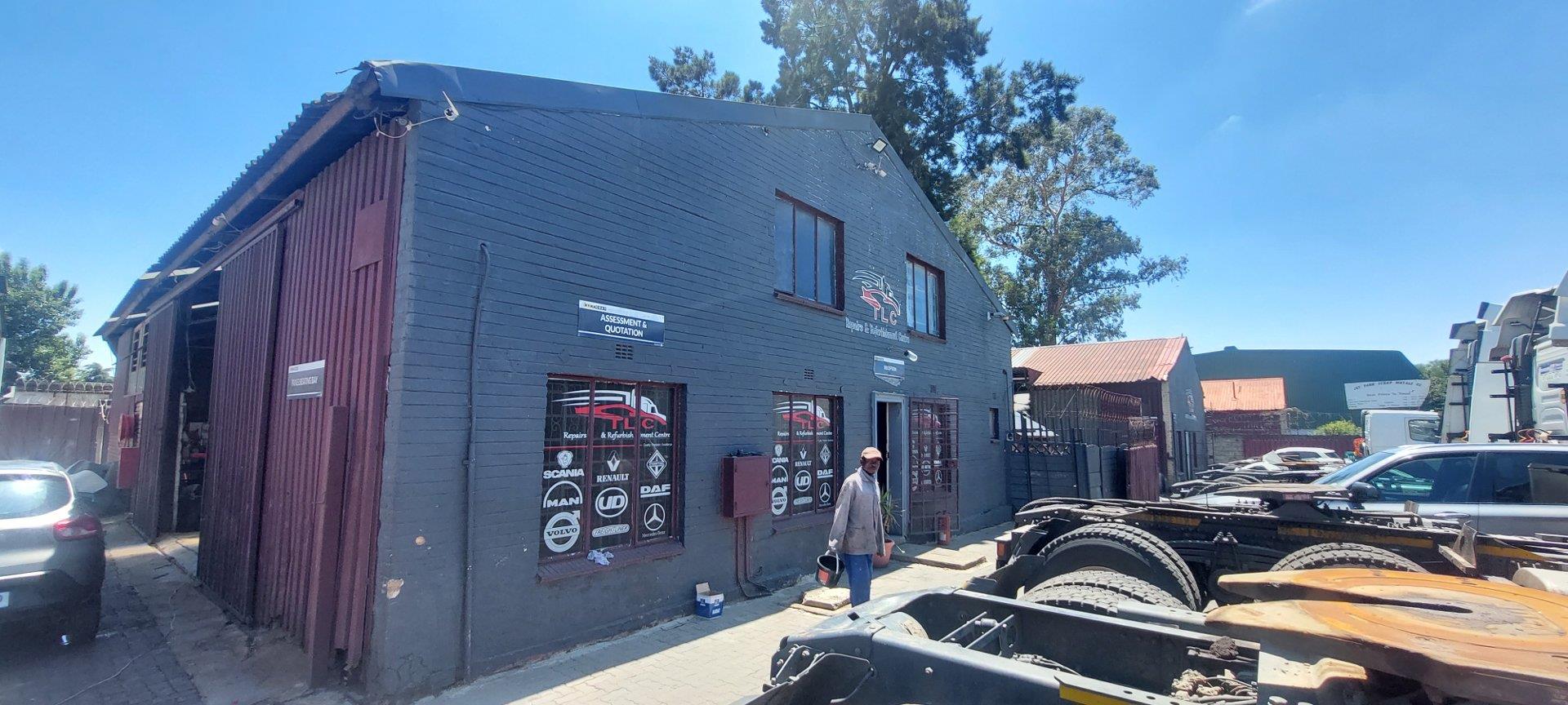 Industrial property for sale in Jet Park 18 Jansen Road P24113624211