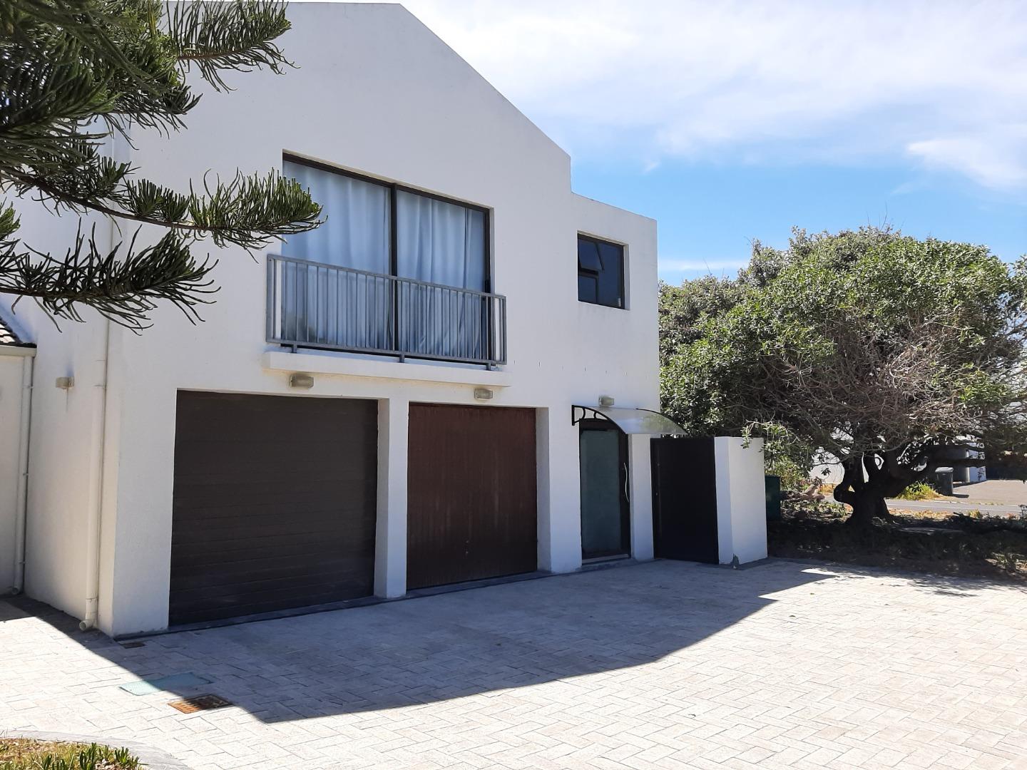 Marina Da Gama Property Property and houses to rent in Marina Da Gama