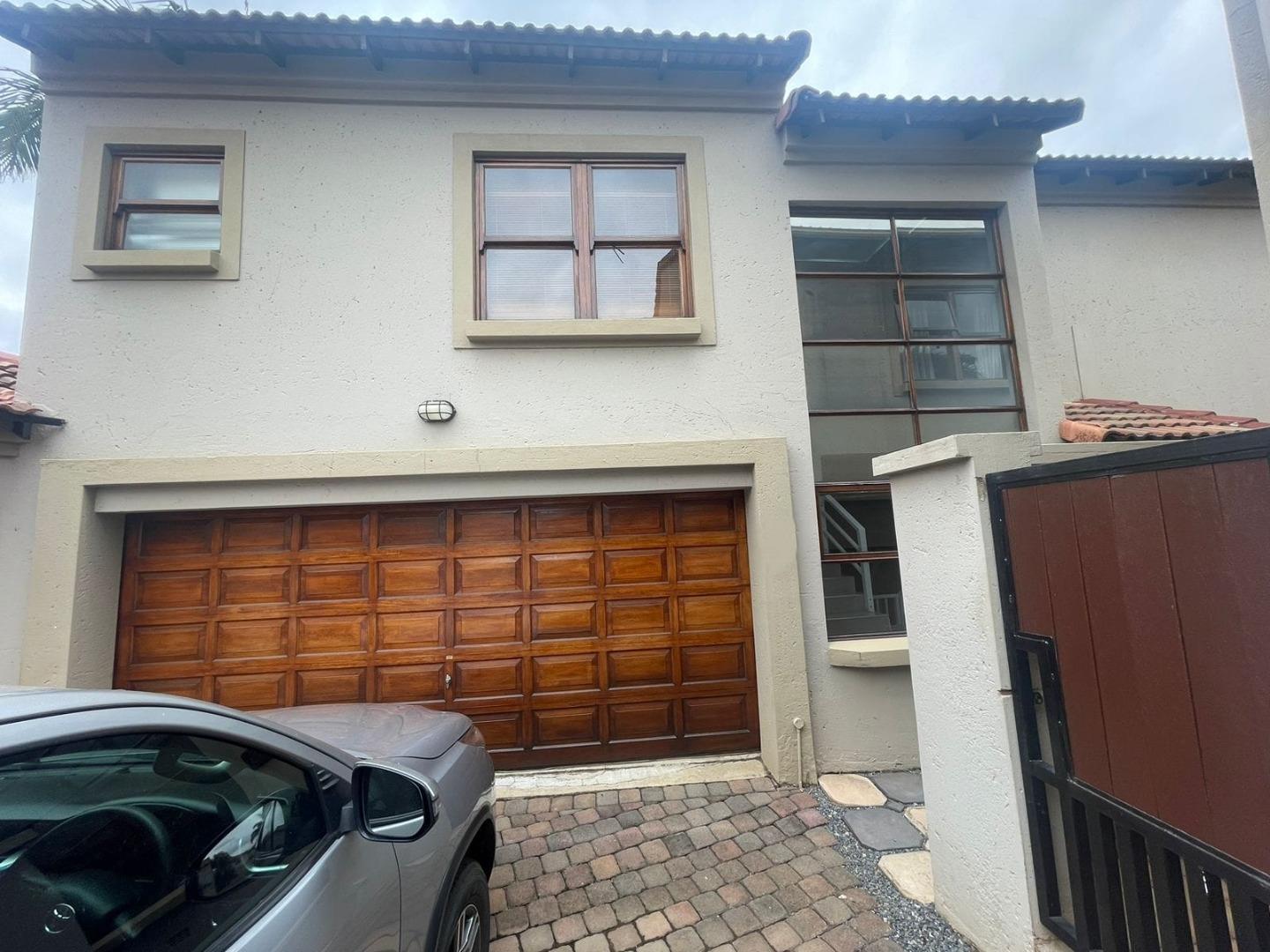 3 Bedroom Townhouse for sale in Woodhill Golf Estate Woodhill Golf