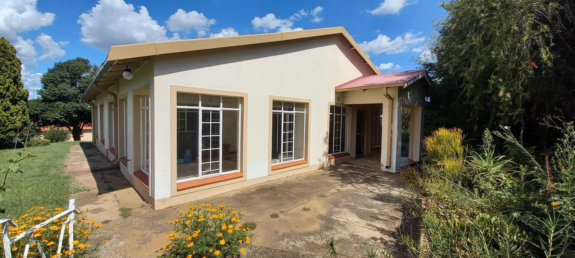3 Bedroom House for sale in Heidelberg AH A01 Farm Boschoek, Sedaven