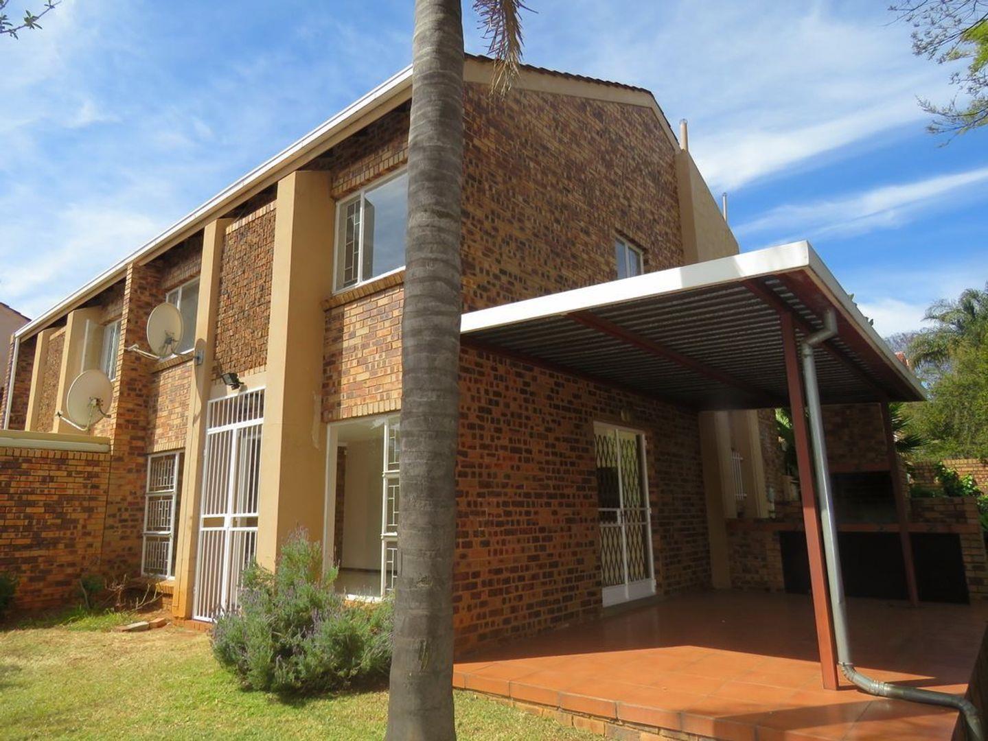 Faerie Glen Property Apartments / flats for sale in Faerie Glen