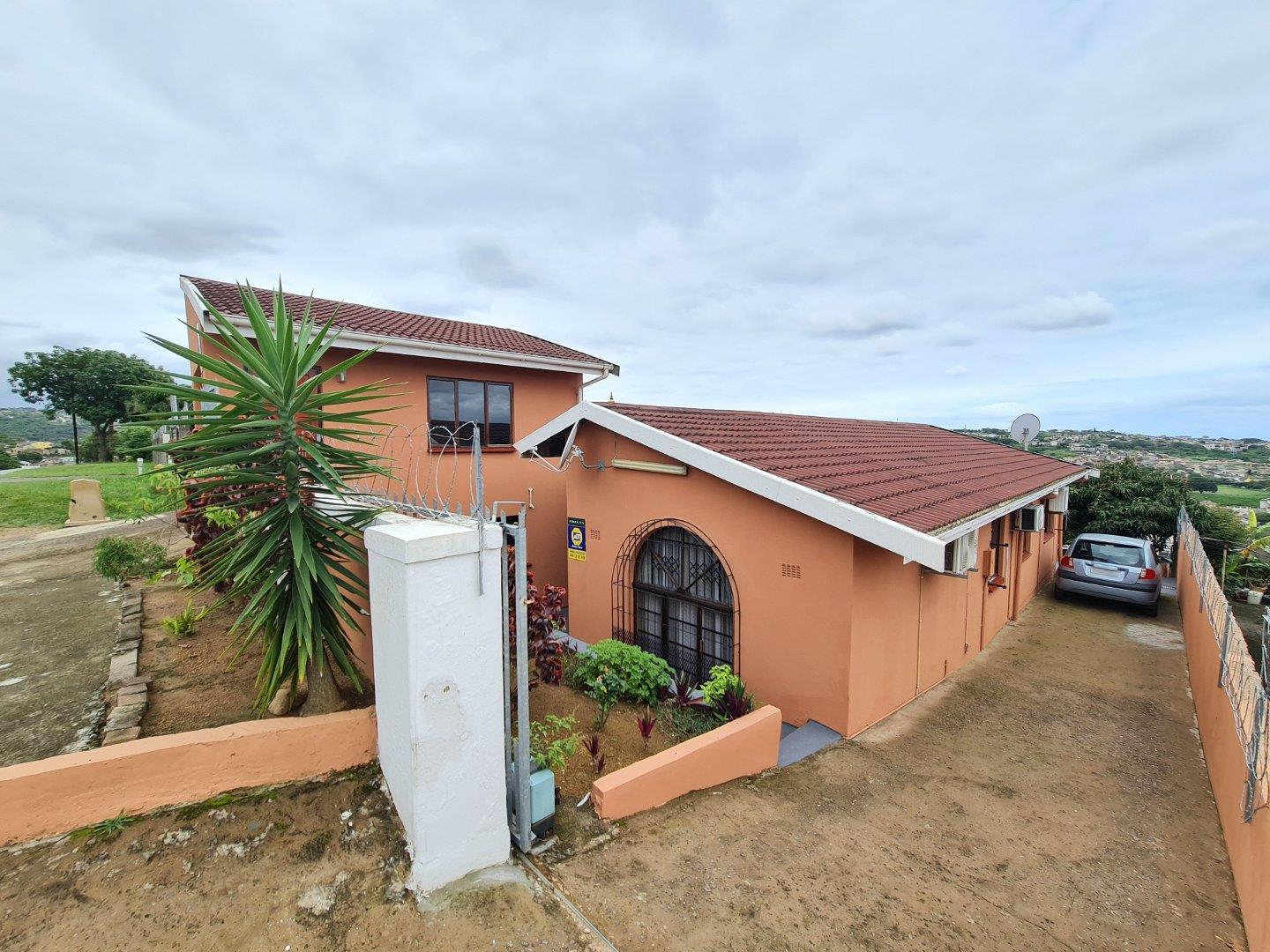 3 Bedroom House for sale in Newlands West P24113649845