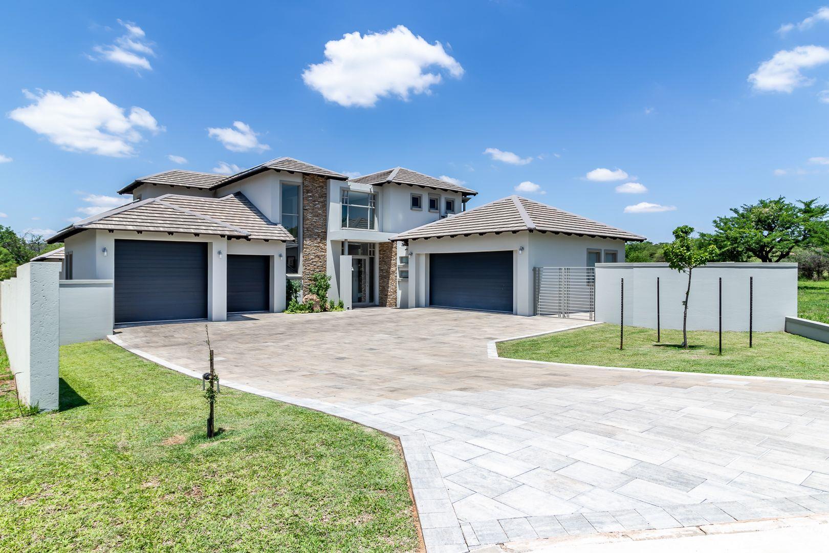 Pebble Rock Golf Village Property Property and houses for sale in