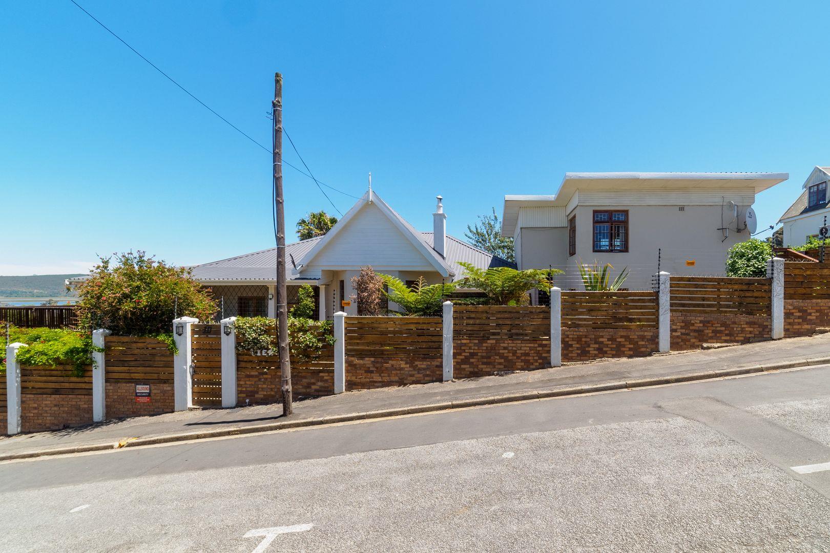 Knysna Central Property Property and houses for sale in Knysna