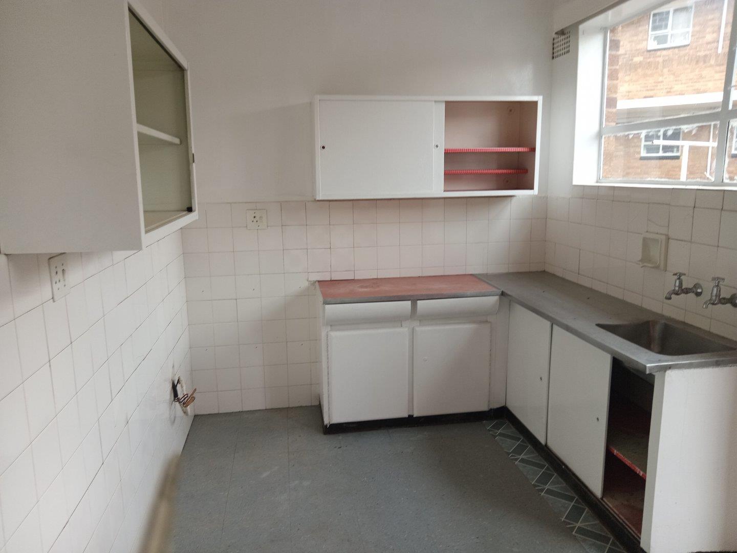 2 Bedroom Apartment / flat to rent in Farrarmere Garden Heights, 16