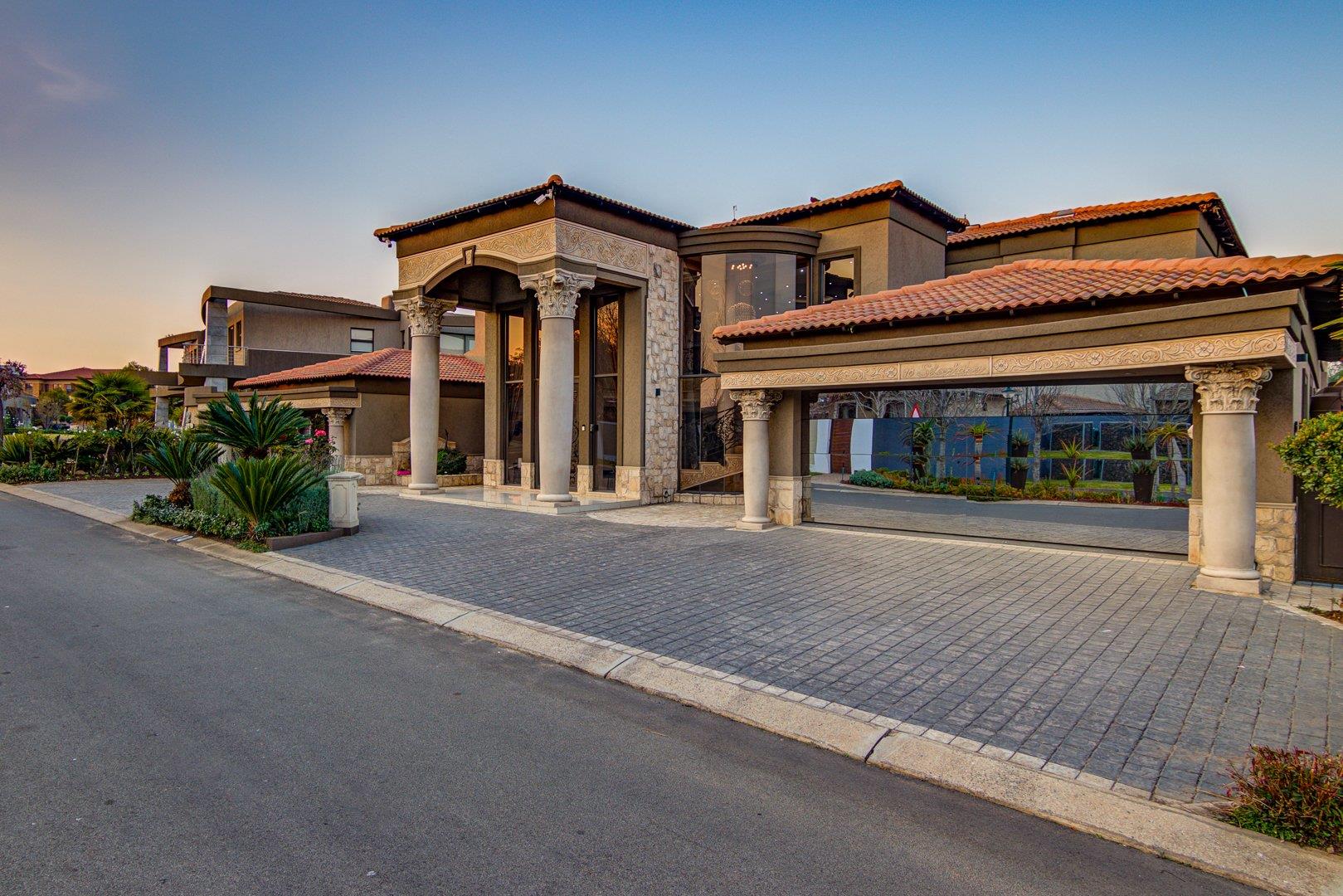 5 Bedroom House for sale in Ebotse Golf Estate 10 Silverlakes Street