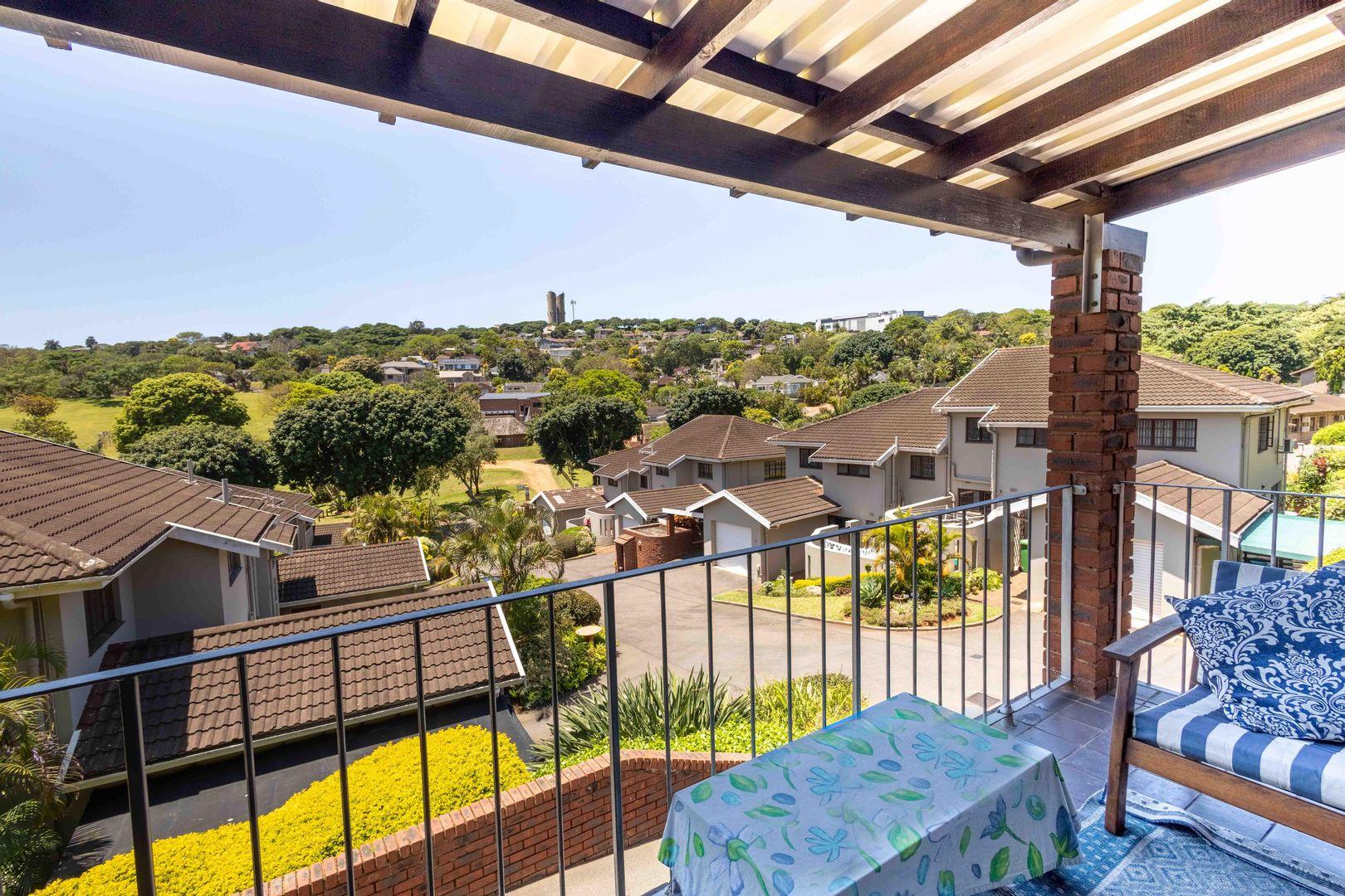 3 Bedroom House for sale in Sunningdale 23 Village Way P24113655383