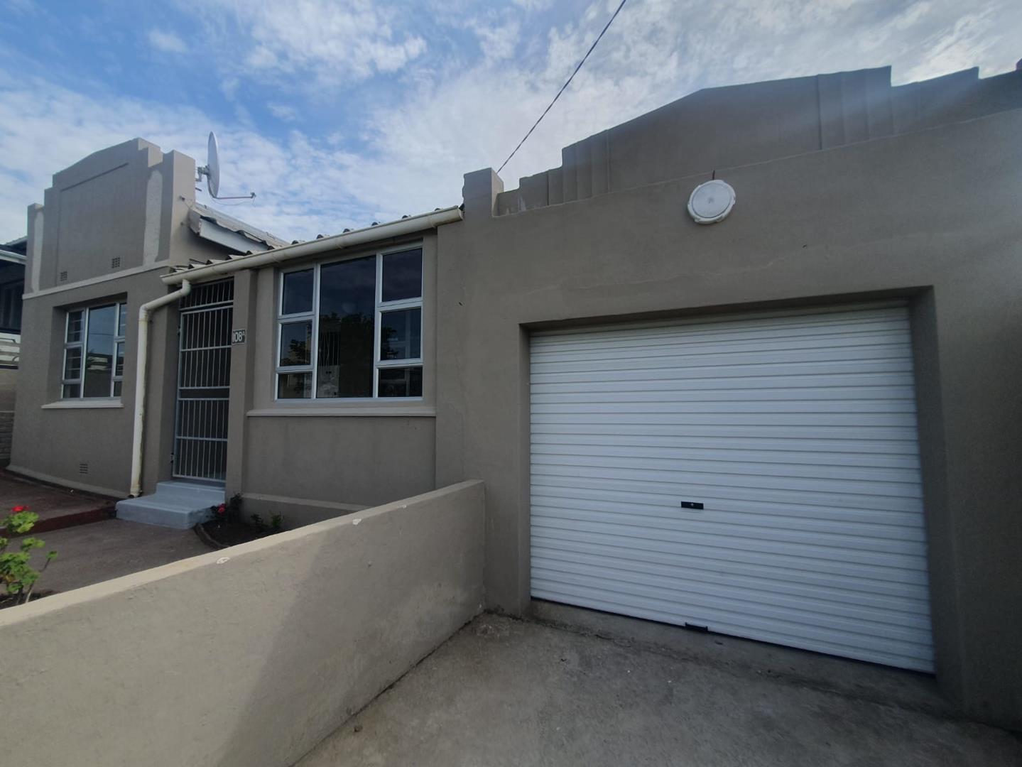 West Bank, East London Property Houses for sale in West Bank, East