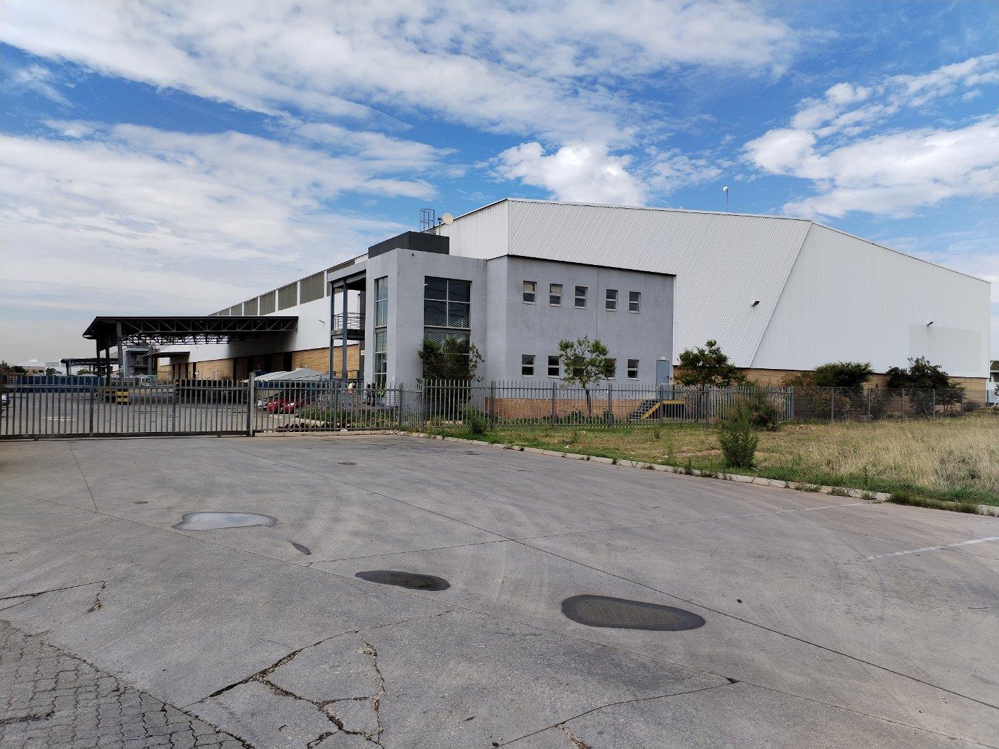 Industrial property to rent in Gosforth Park 15 Silverstone Cresent