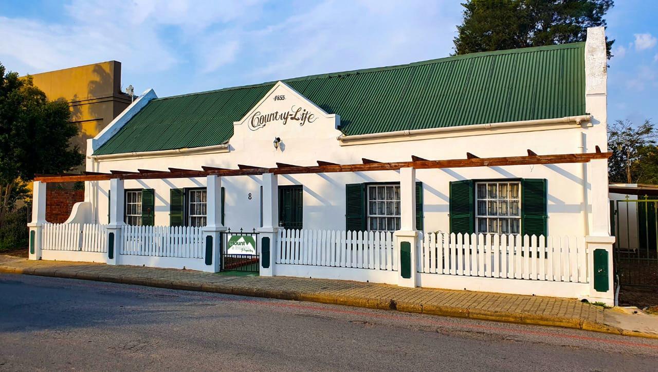 3 Bedroom House for sale in Montagu P24113246323