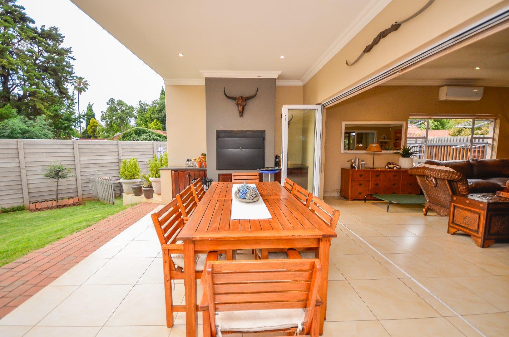 Lynnwood Glen Property Property and houses for sale in Lynnwood Glen