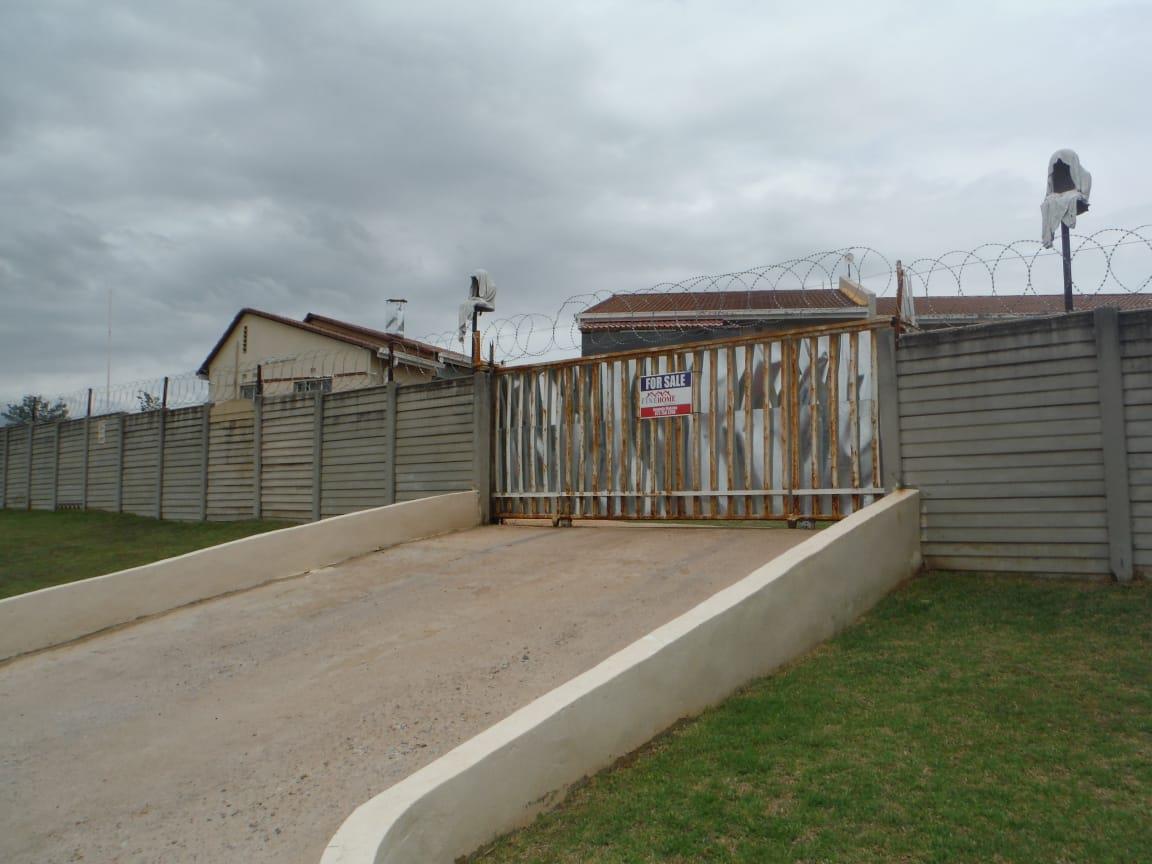 3 Bedroom House for sale in Glen Harvie P24113663339