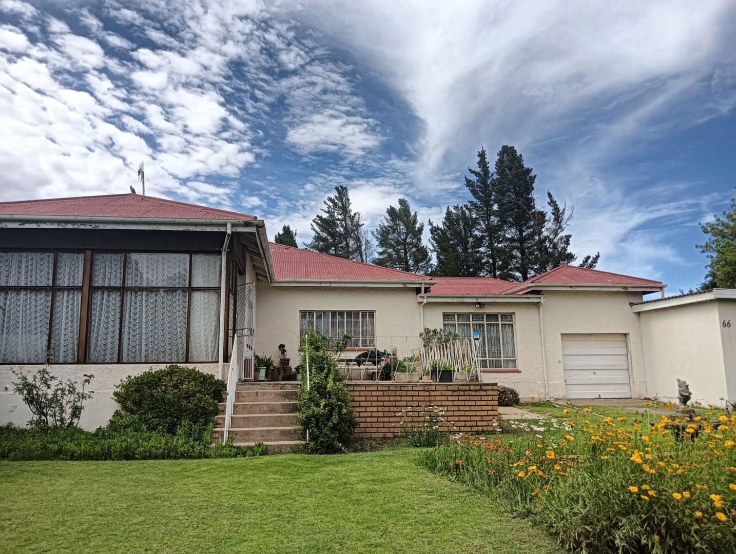 5 Bedroom House for sale in Bethlehem Central P24113663523