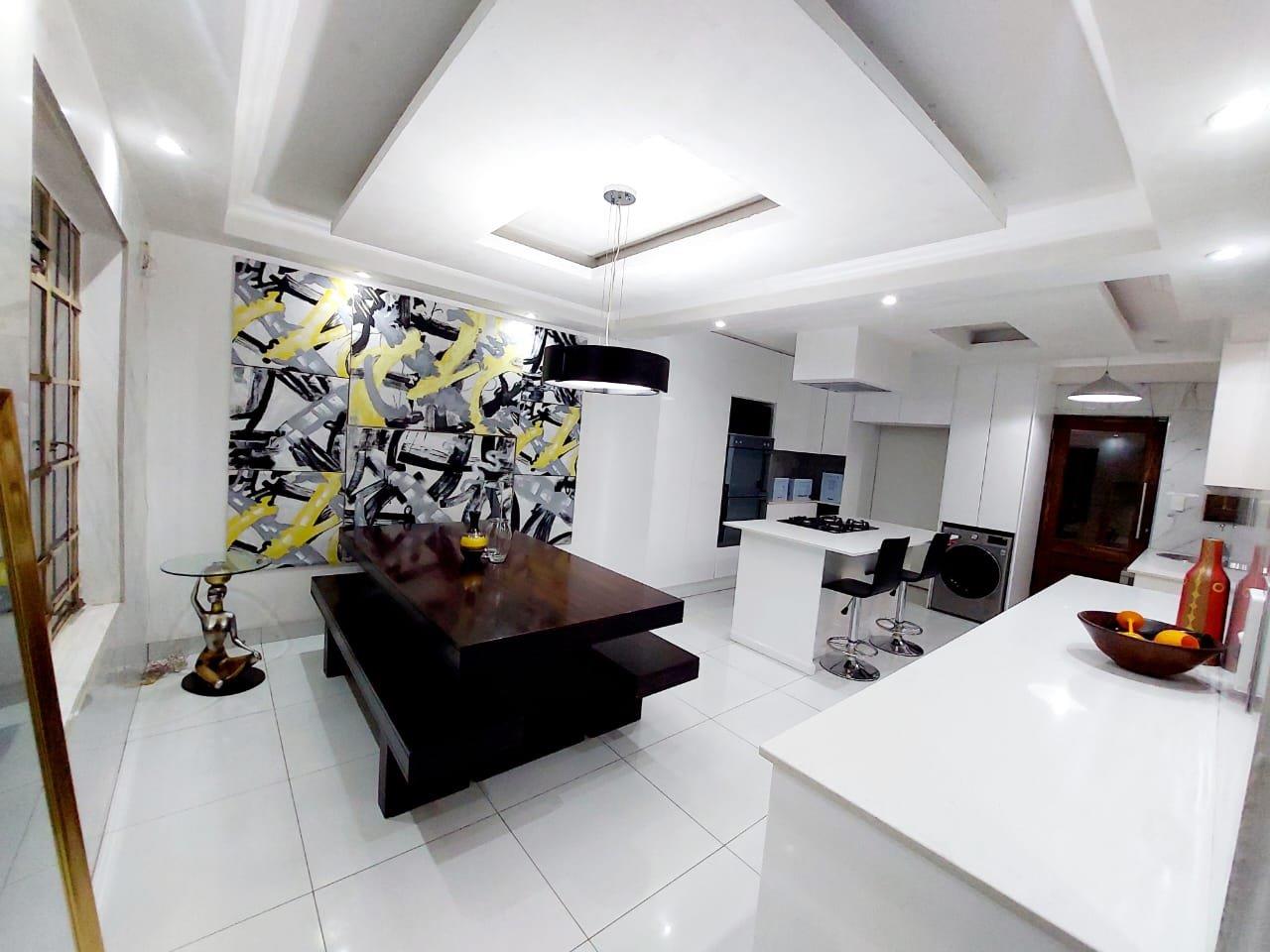 4 Bedroom House for sale in Claremont P24113775201