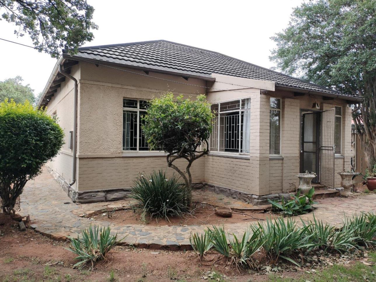 3 Bedroom House for sale in Brakpan Central P24113664635