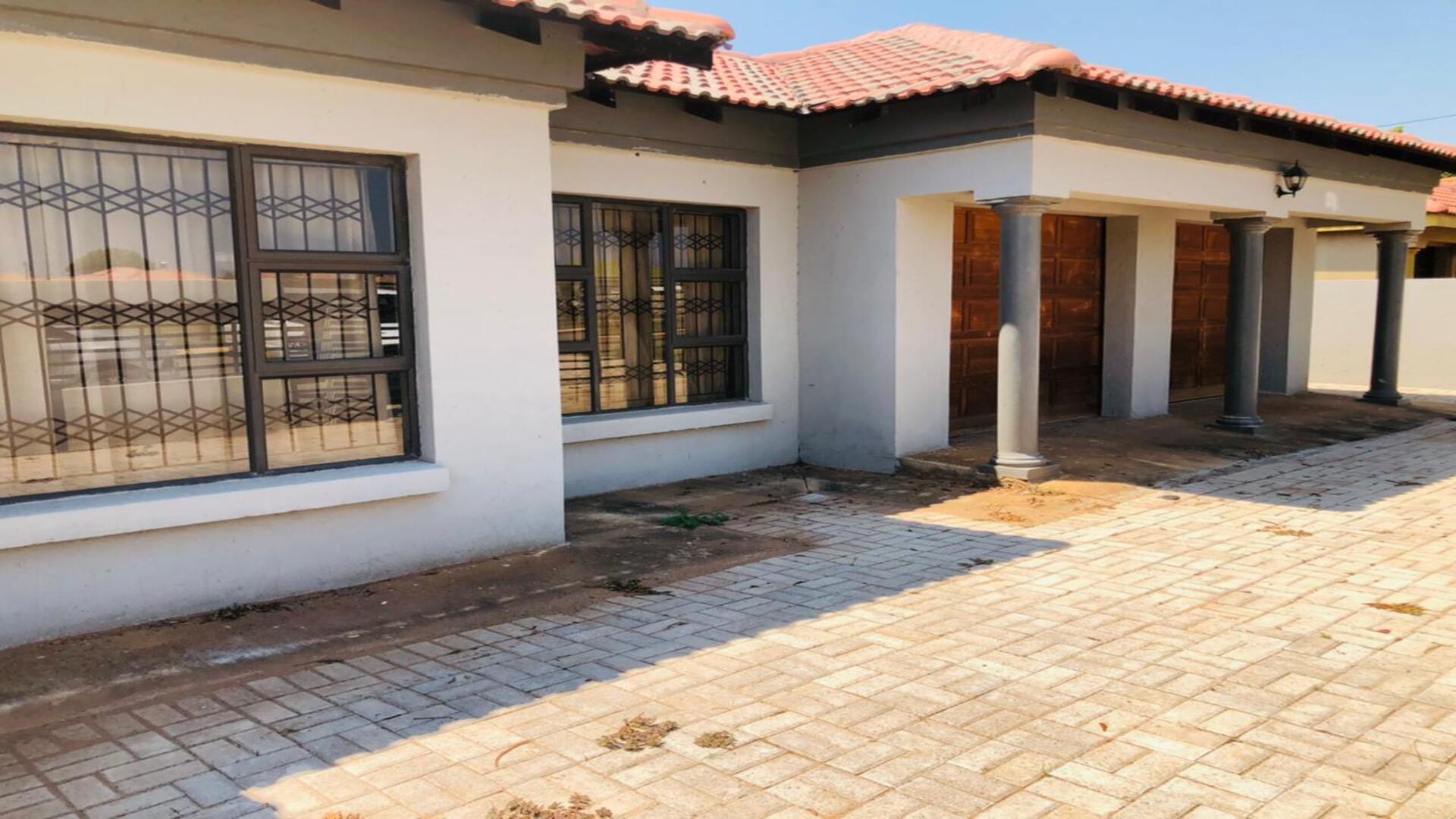 3 Bedroom House for sale in Marble Hall P24114571969