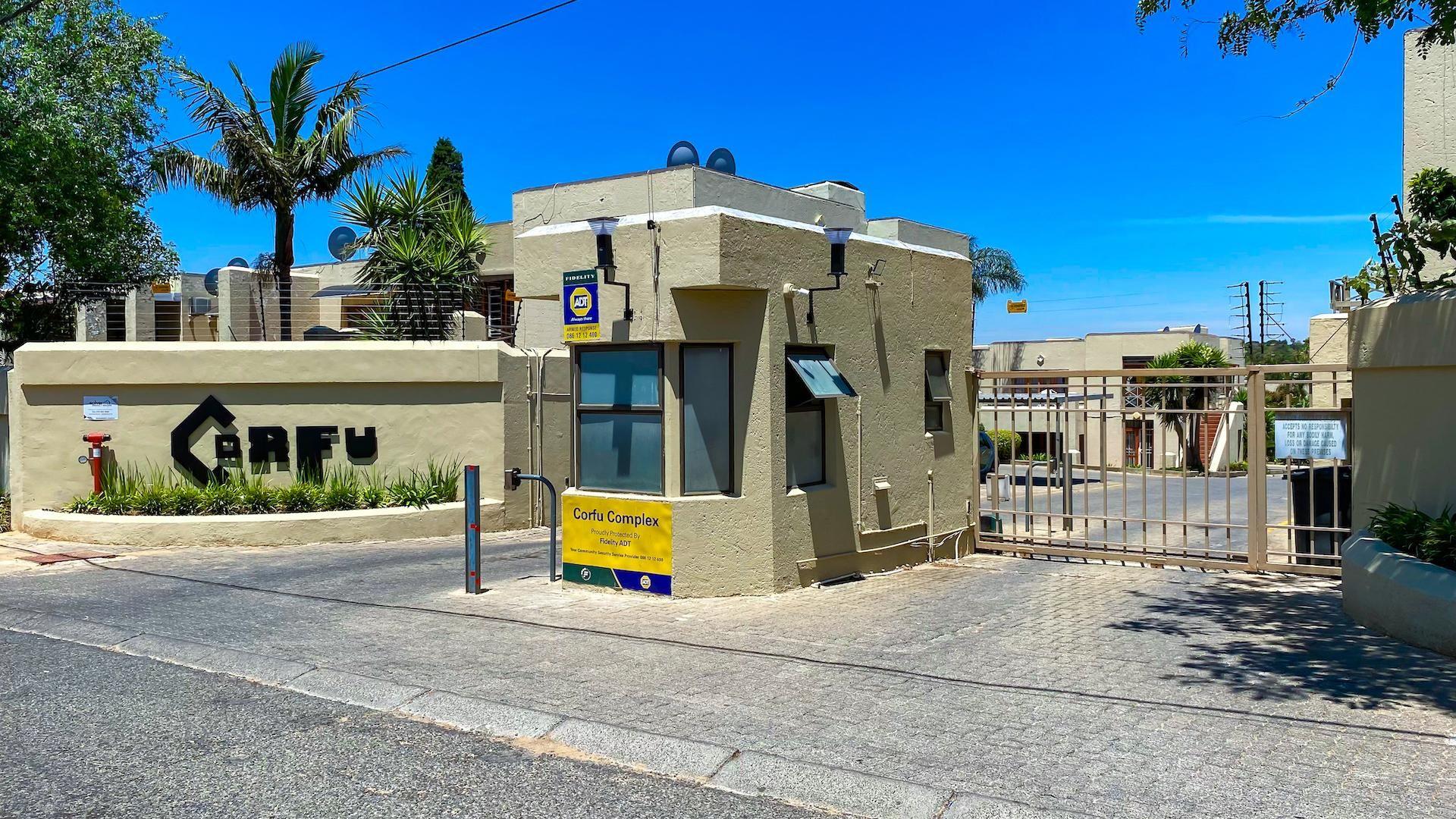 2 Bedroom Apartment / flat for sale in Kew P24113666458