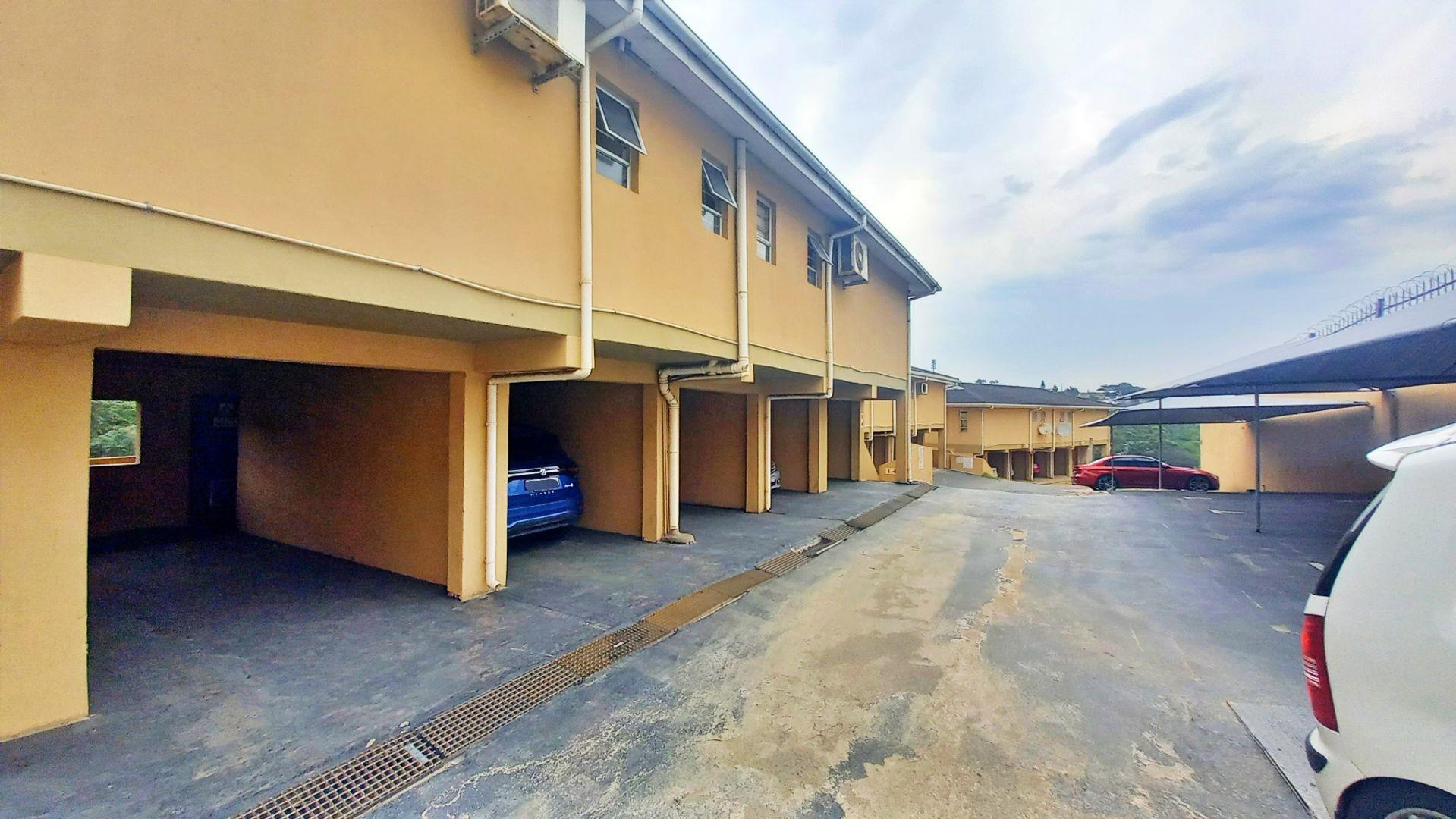 2 Bedroom Apartment / flat for sale in Carrington Heights P24113668113