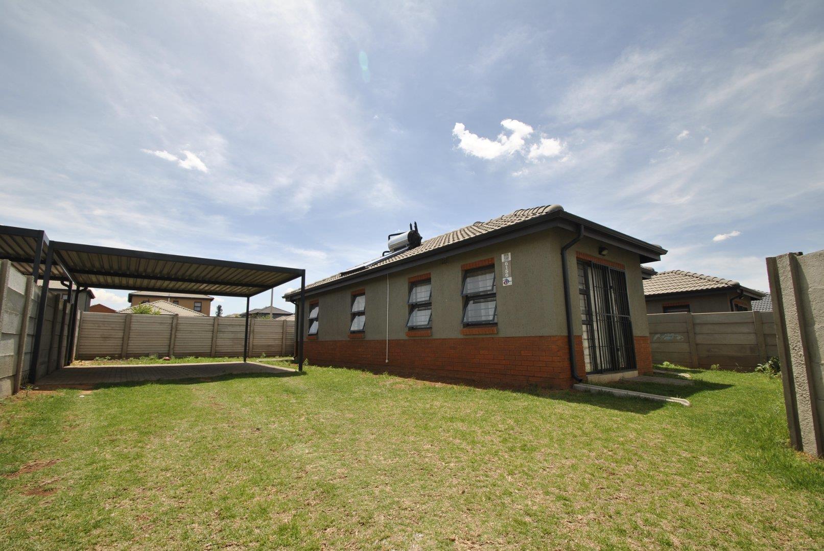 3 Bedroom House for sale in Leopard's Rest Security Estate P24113668595