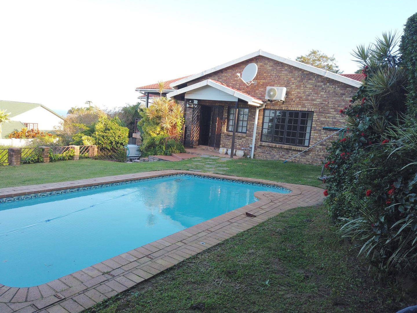 5 Bedroom House for sale in Uvongo P24113359663