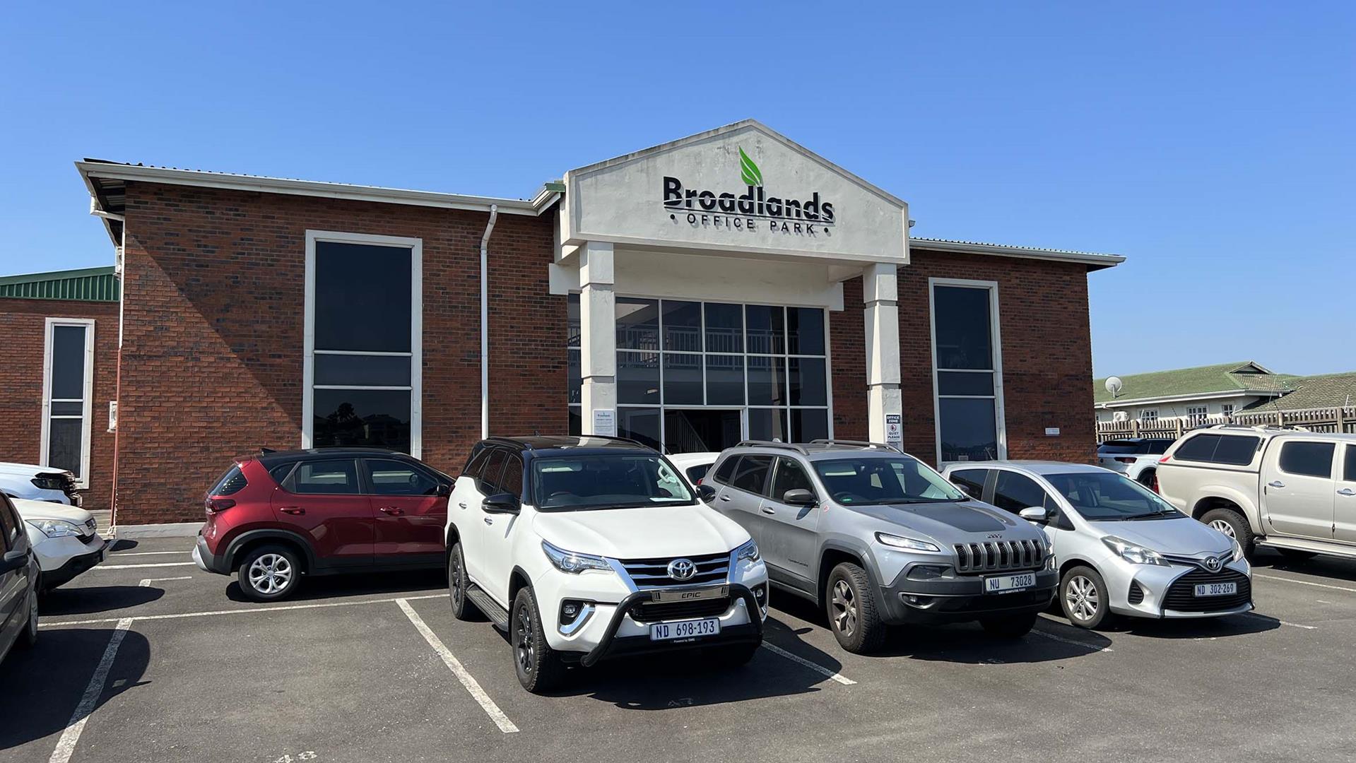 Commercial property for sale in Mount P24113668993