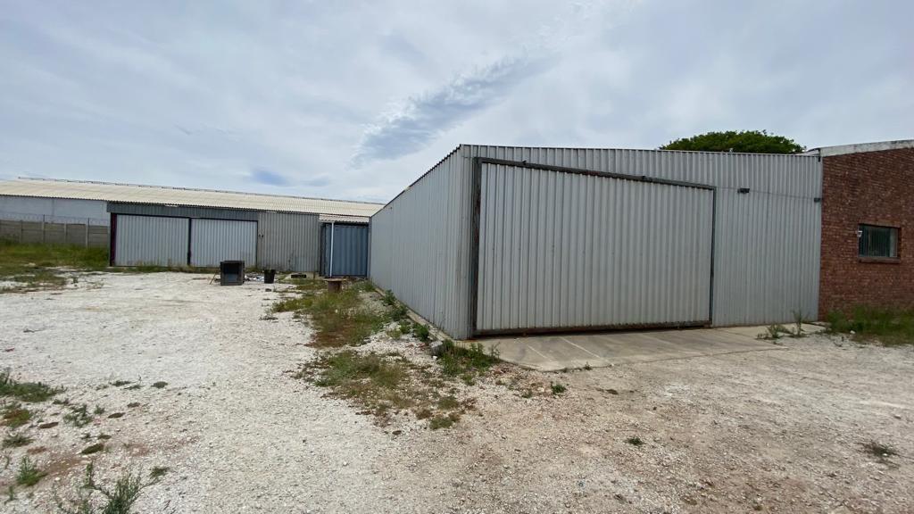 Uitenhage Central Property Property and houses to rent in Uitenhage