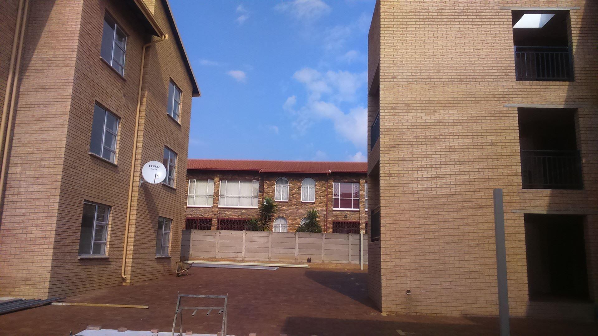 Townhouses to rent in Alberton Alberton Property
