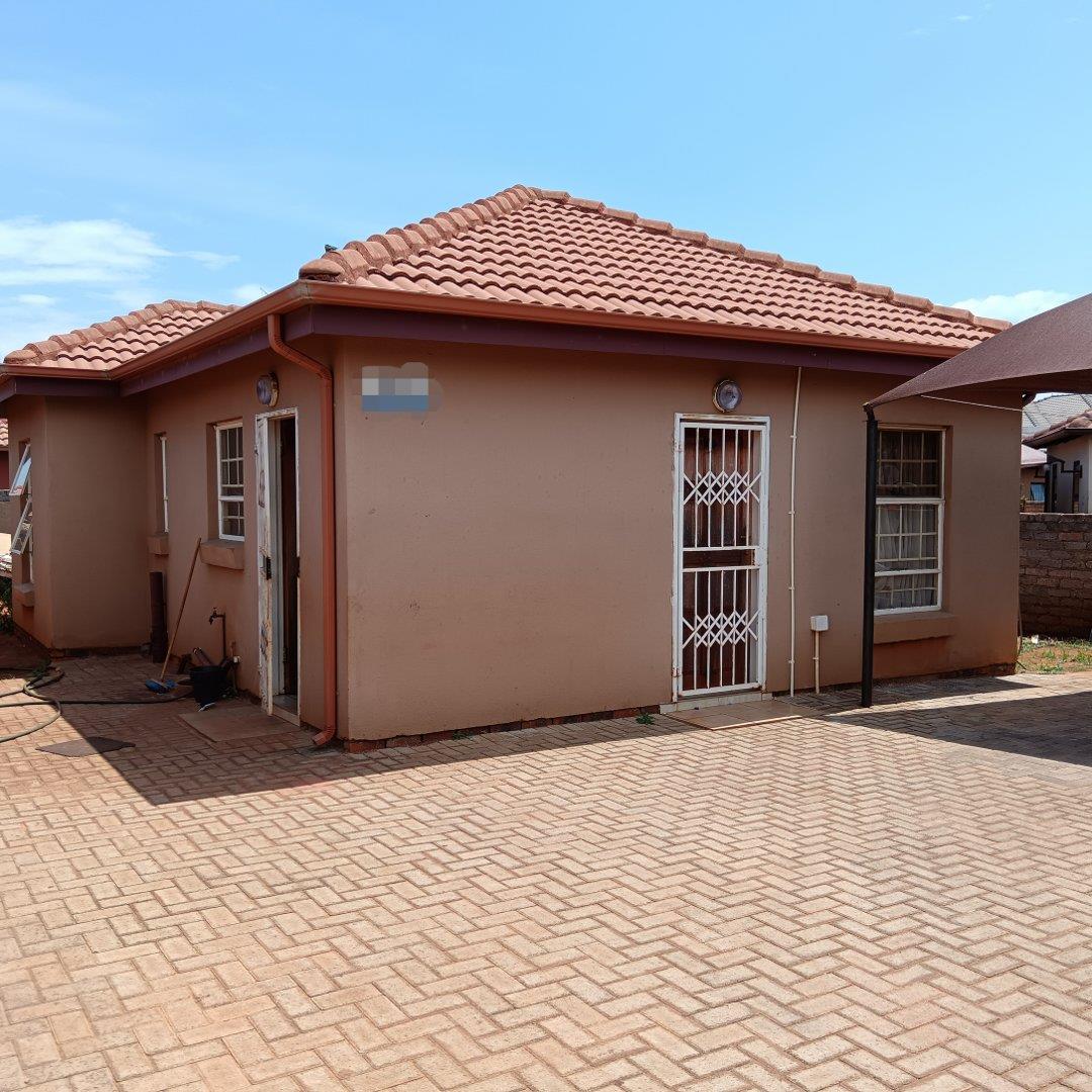 3 Bedroom House for sale in The Orchards 40090 Savory Street P24