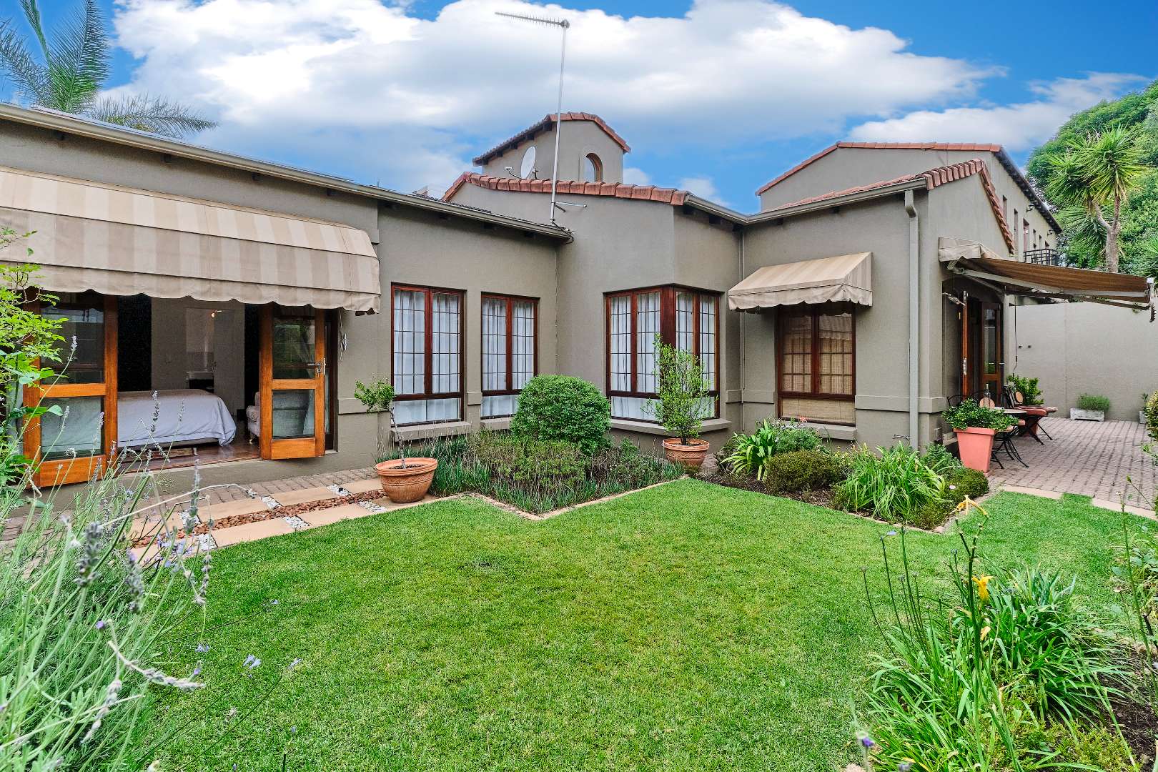3 Bedroom Townhouse for sale in Craighall 40 Alexandra Ave P24