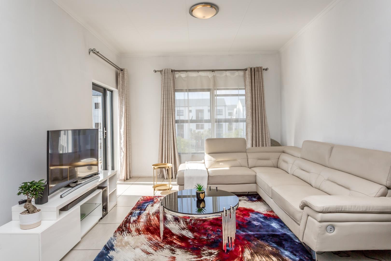 2 Bedroom Apartment / flat for sale in Greenstone Hill 1100