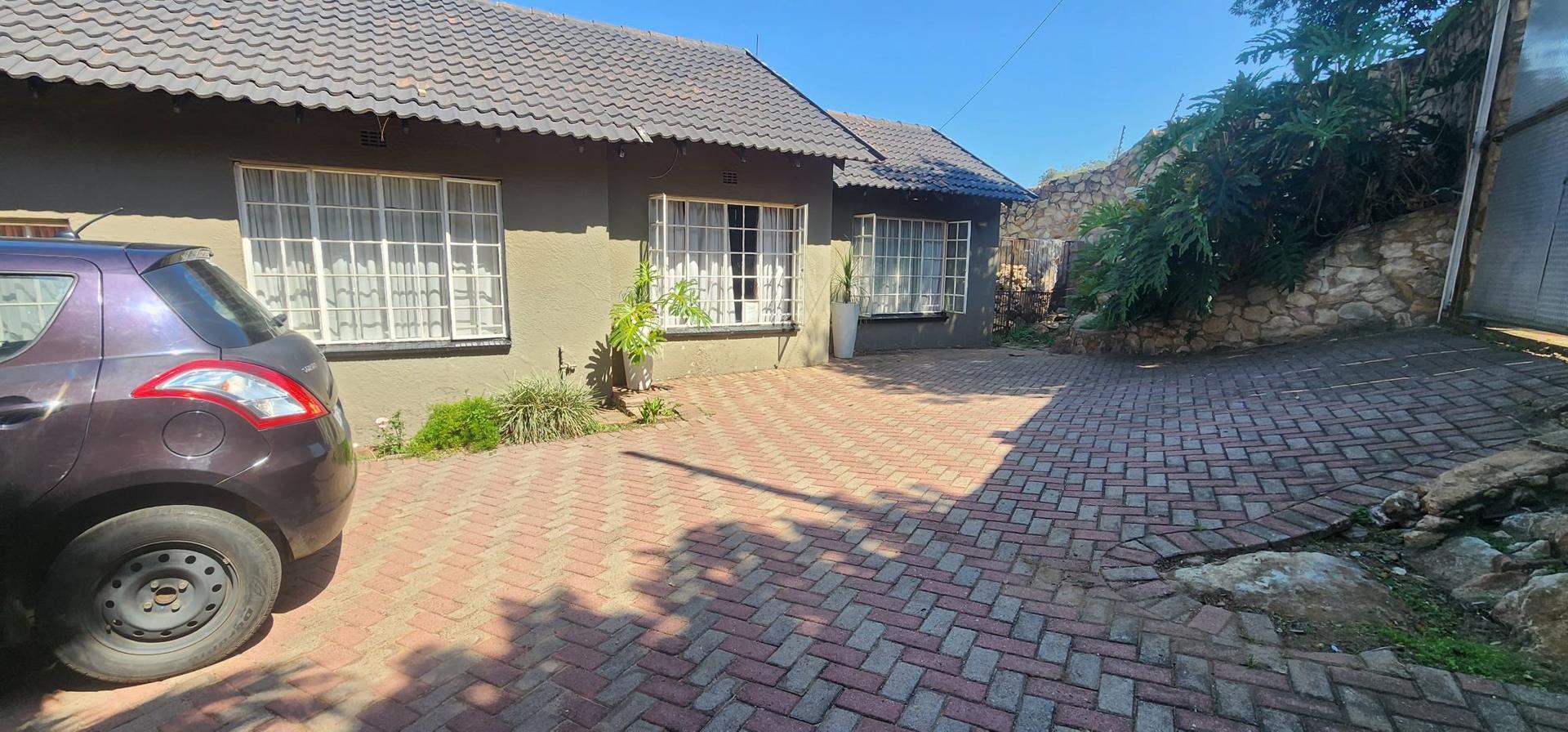 4 Bedroom House for sale in Oakdene 29 Piquetberg Drive P24113674782