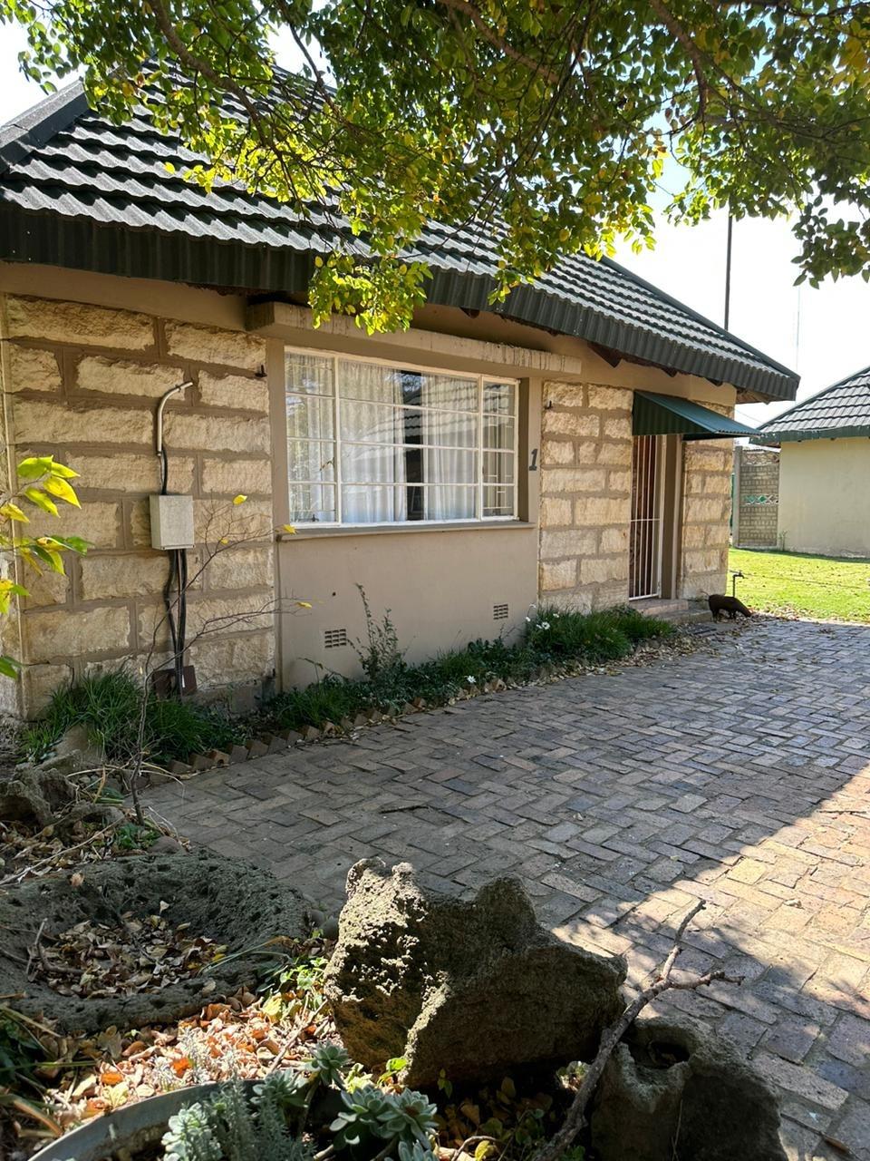 3 Bedroom House for sale in Chrissiesmeer 2 Carolina P24113675263