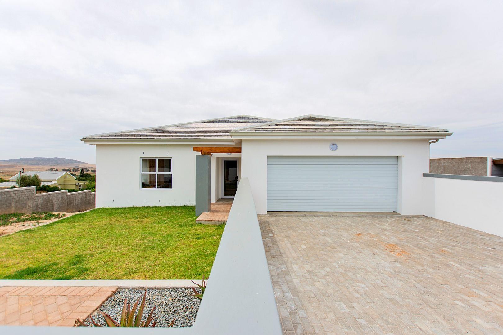 3 Bedroom House for sale in Darling P24113675862