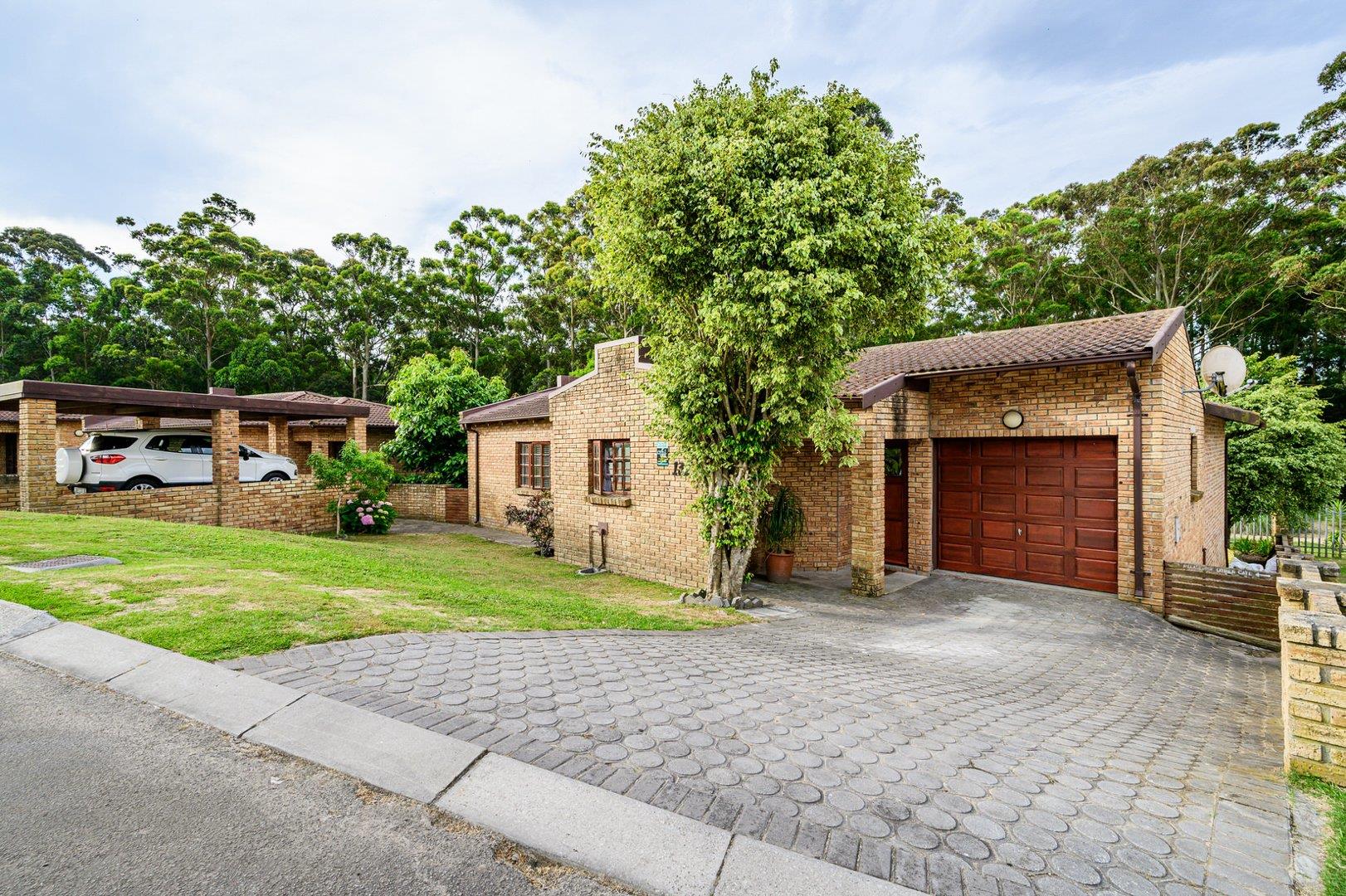 Townhouses for sale in Port Elizabeth Port Elizabeth Property