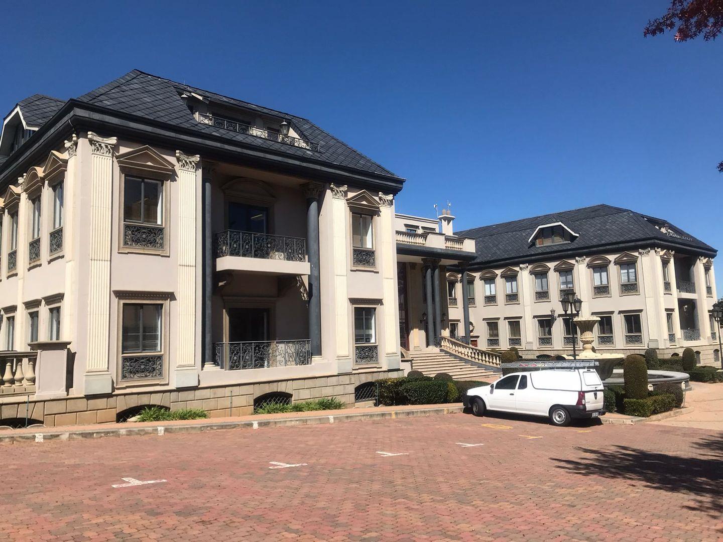 Commercial property for sale in Bryanston 1 Parc Nicol, 3001 Winnie