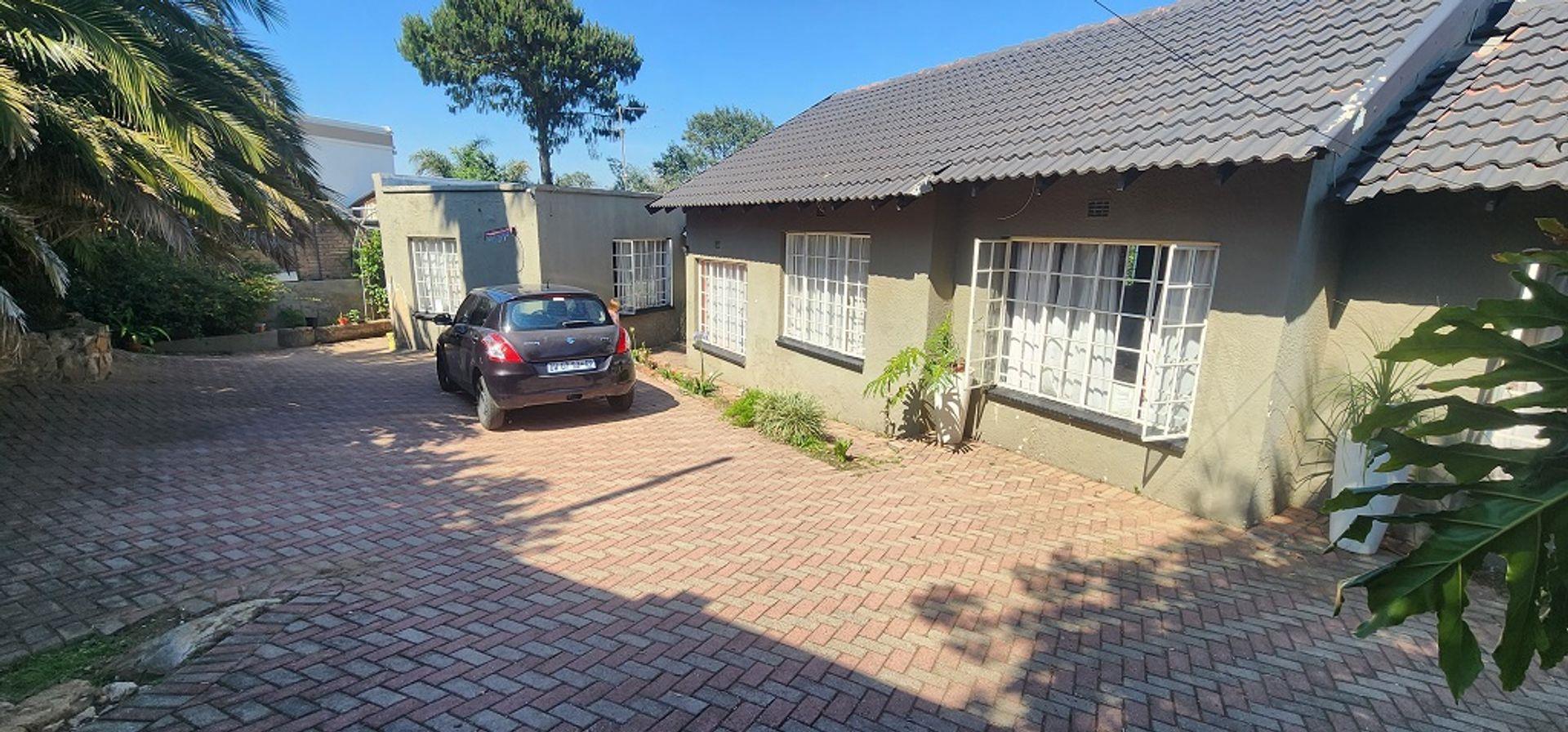 Oakdene, Johannesburg Property Property and houses for sale in