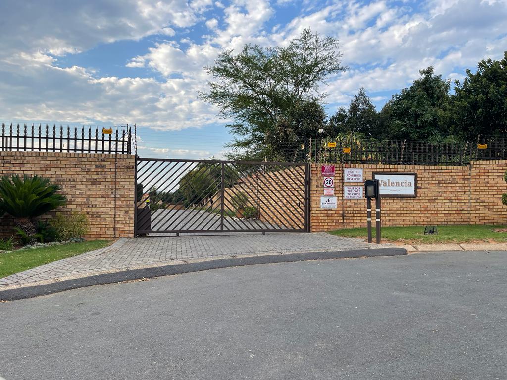 Honeydew Property Townhouses to rent in Honeydew