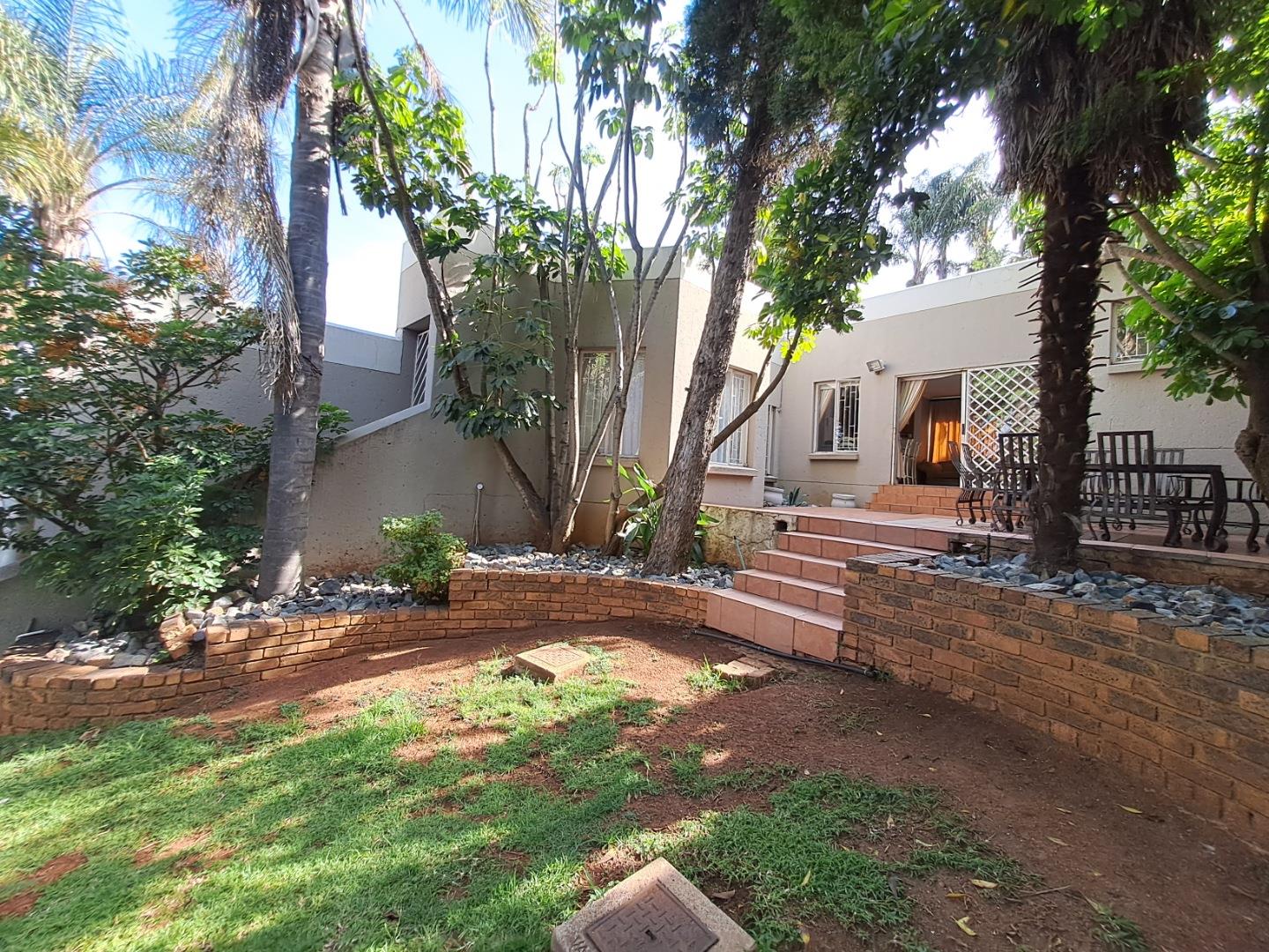 4 Bedroom House to rent in Moreleta Park 8454 Burgess Avenue P24