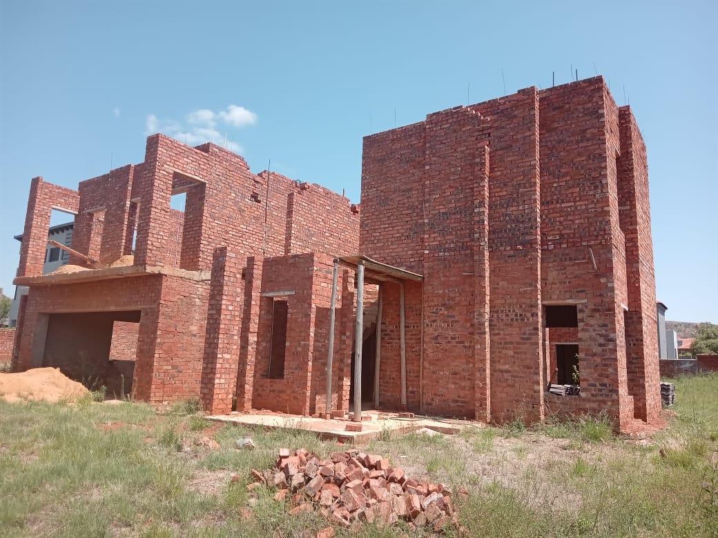 7 Bedroom House for sale in Xanadu P24113693760