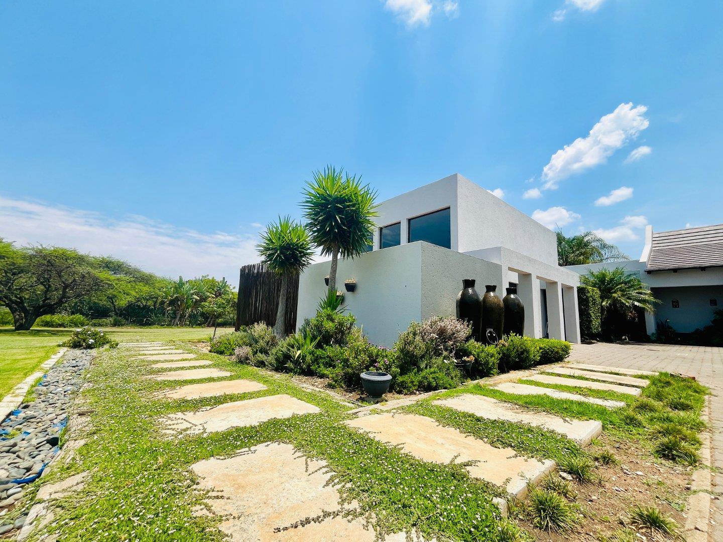 5 Bedroom House for sale in Broadlands Estate P24113696401