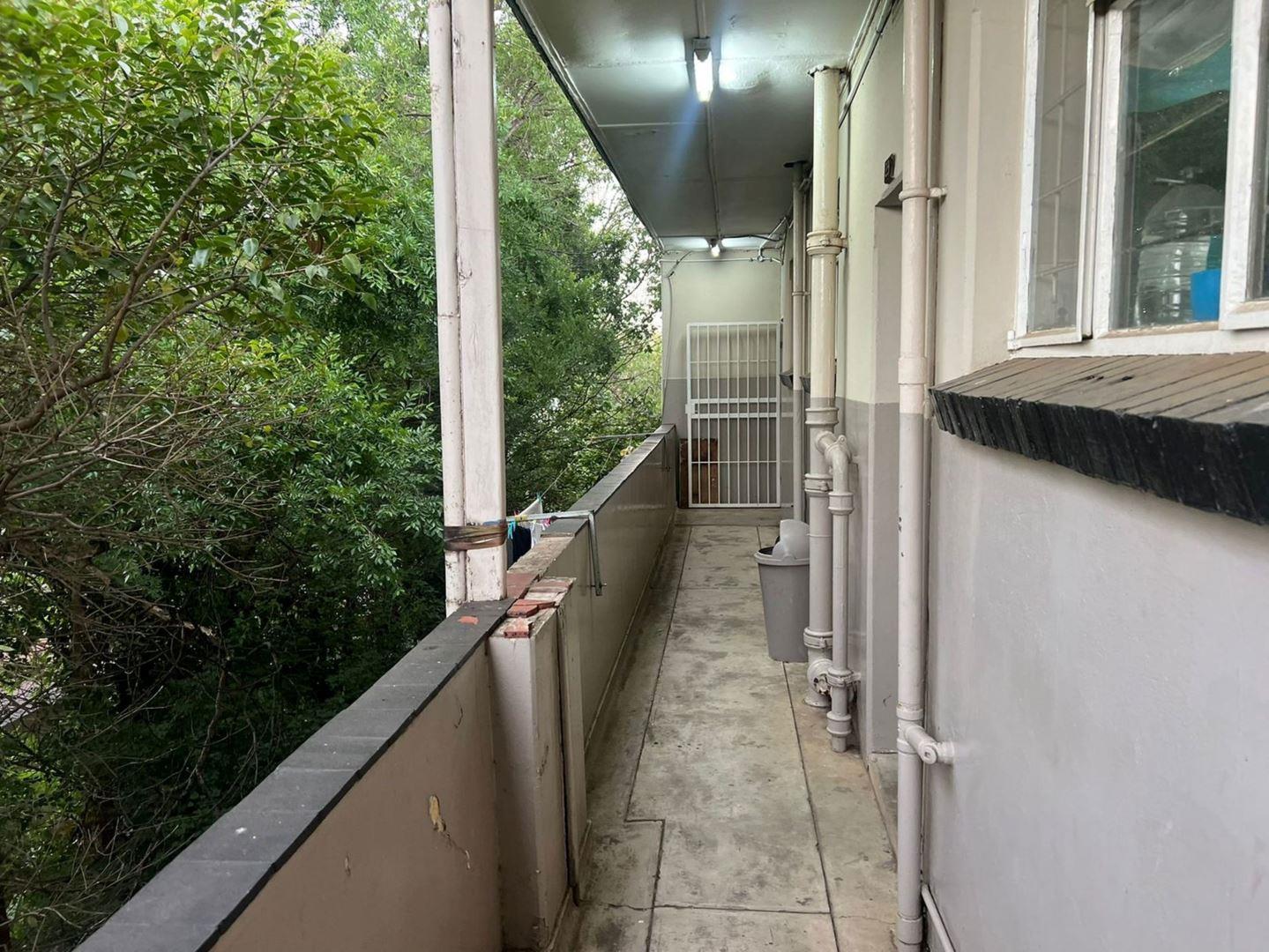 3 Bedroom Apartment / flat for sale in Park West P24113696739