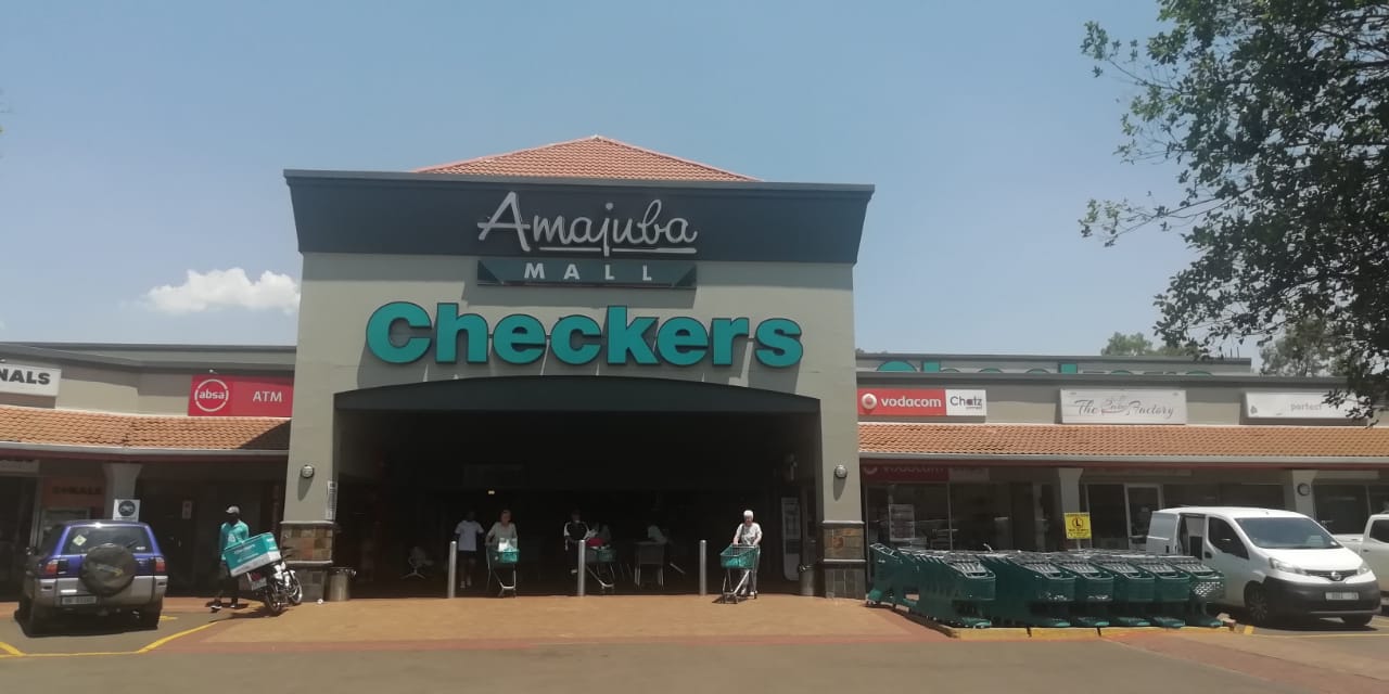 Commercial property to rent in Huttenheights Amajuba Mall, 24