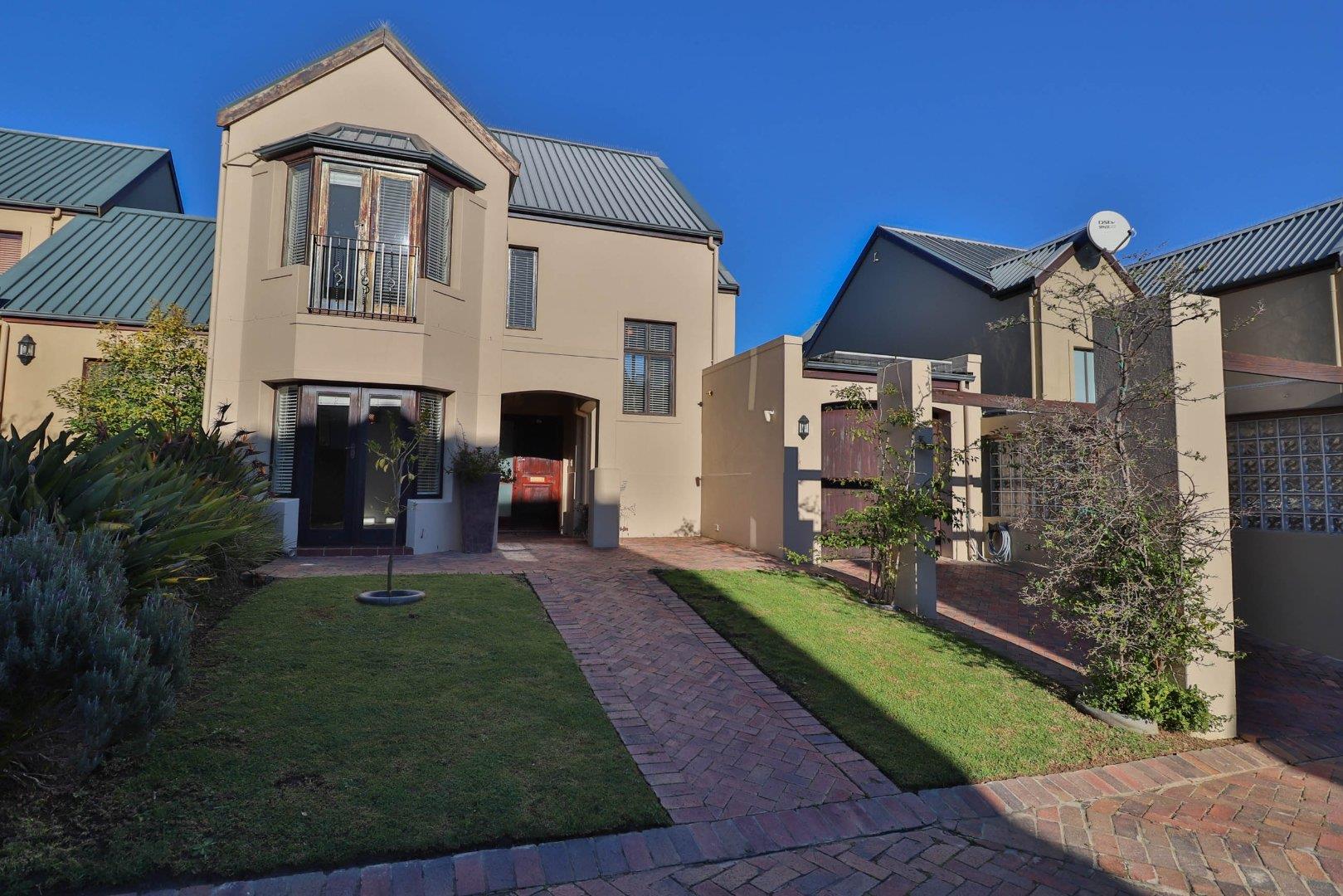 Devonvale Golf & Wine Estate Property Property and houses for sale in