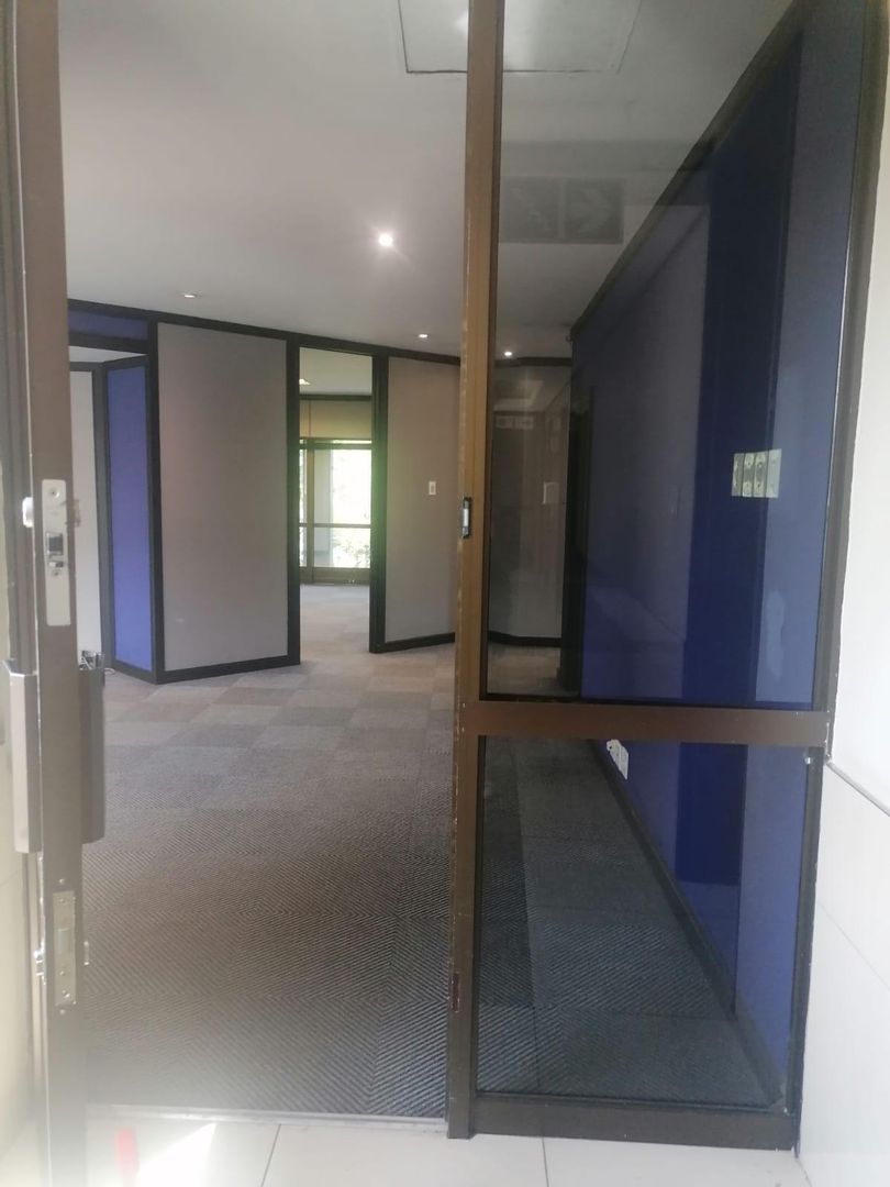 Commercial property to rent in Bedfordview P24113697231