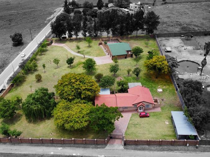 Farm for Sale in President Park